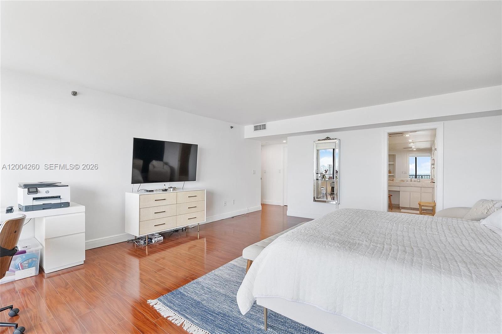 11113 Biscayne Blvd # 2051