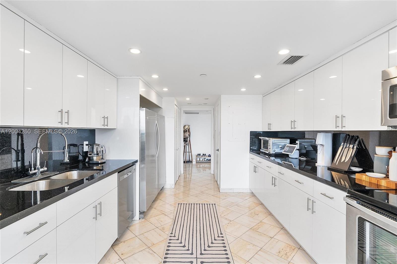 11113 Biscayne Blvd # 2051
