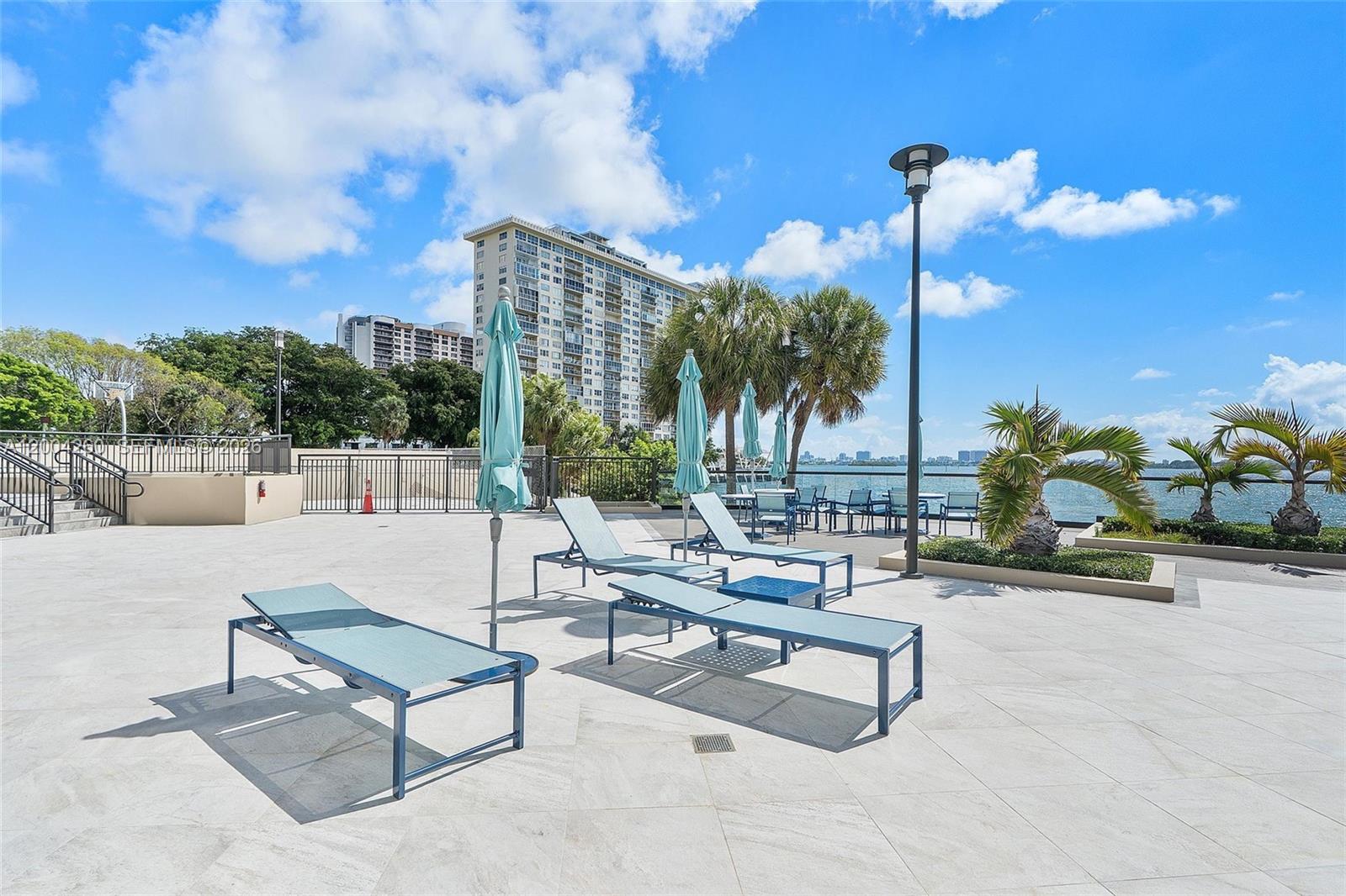 11113 Biscayne Blvd # 2051