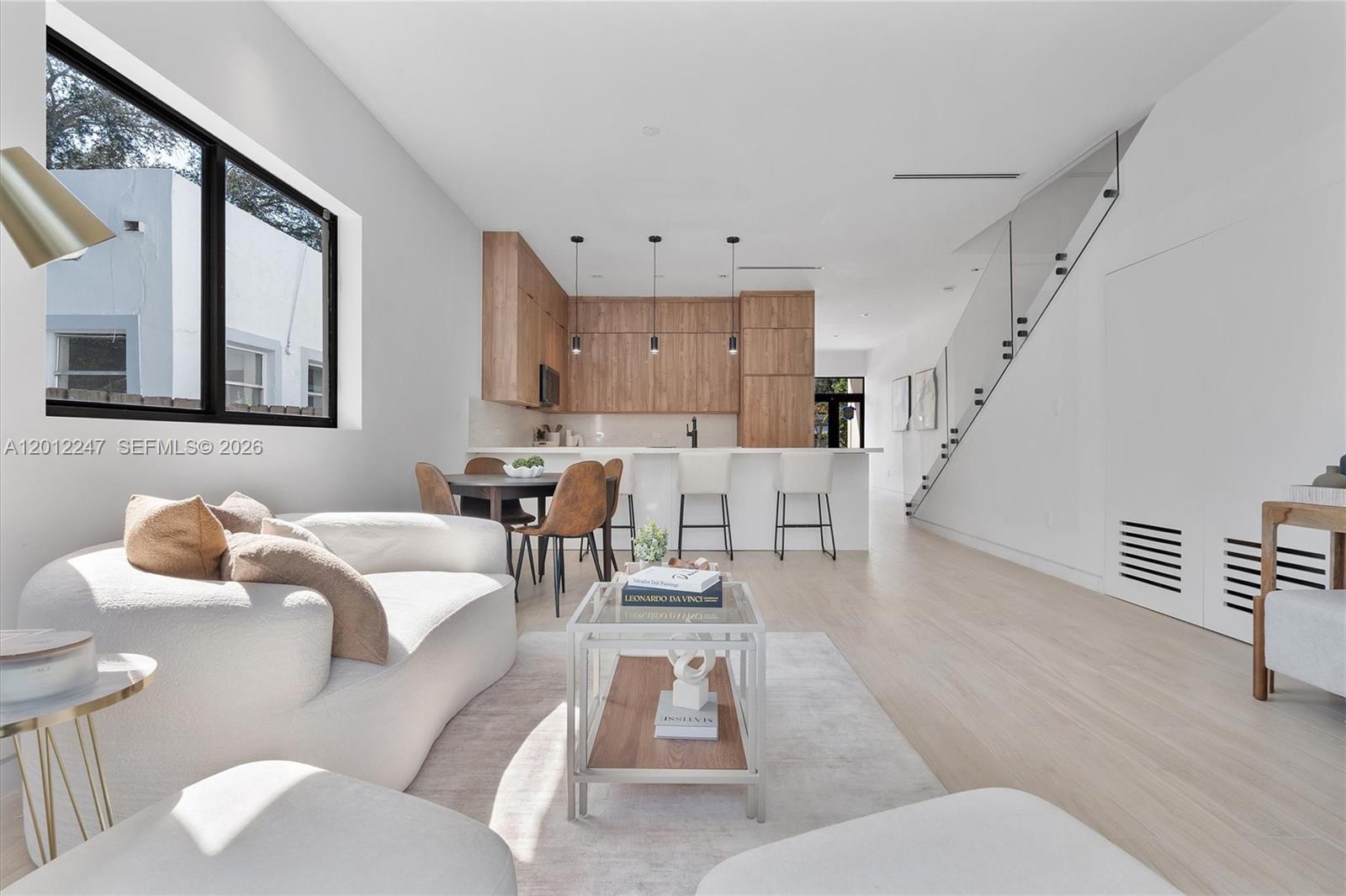 4719 N Miami Ave Unit: 2