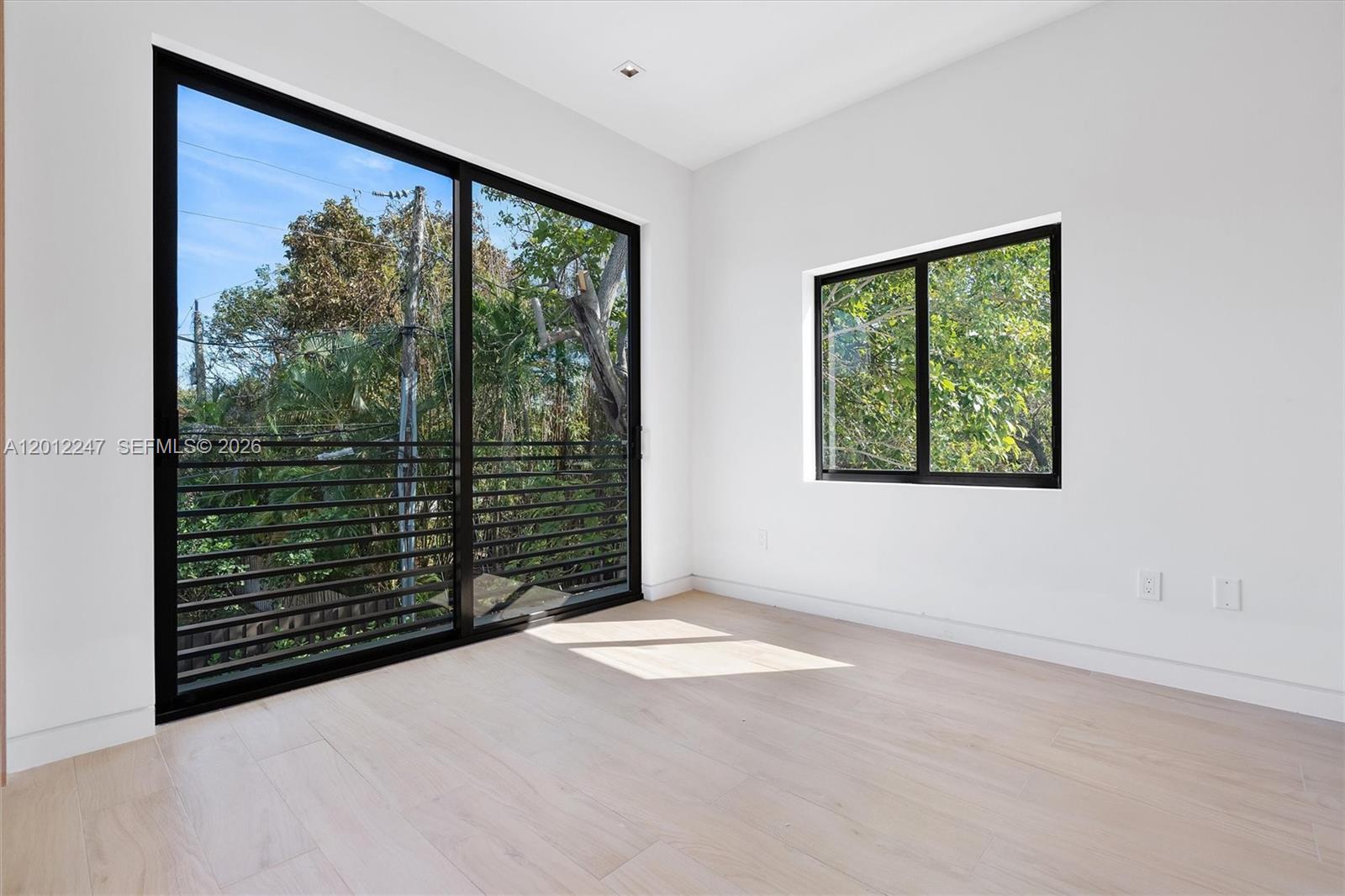4719 N Miami Ave Unit: 2