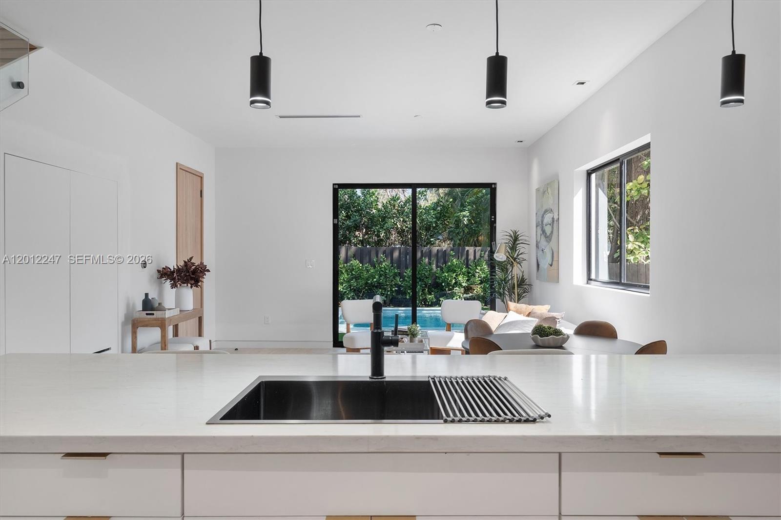 4719 N Miami Ave Unit: 2