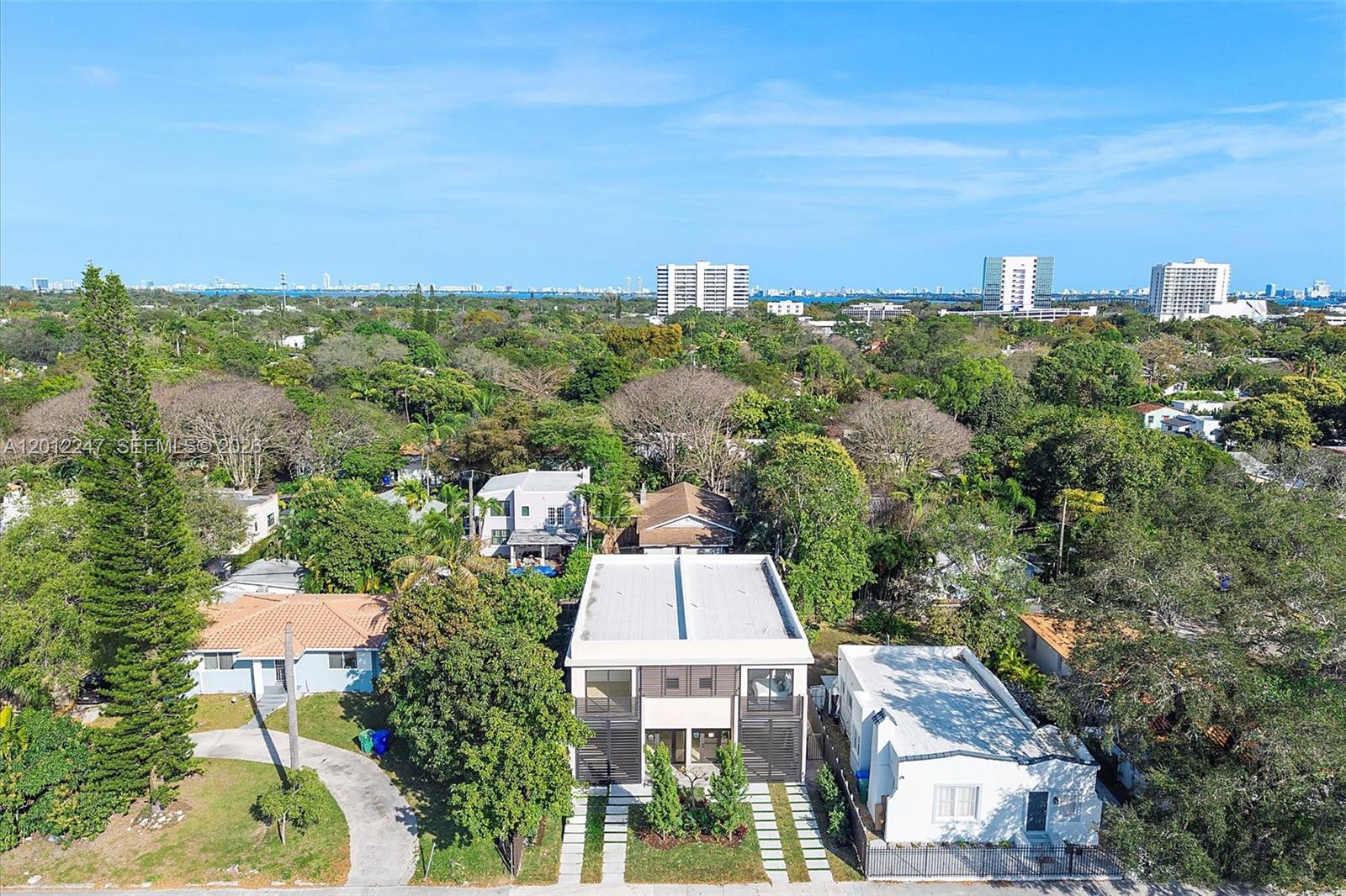 4719 N Miami Ave Unit: 2