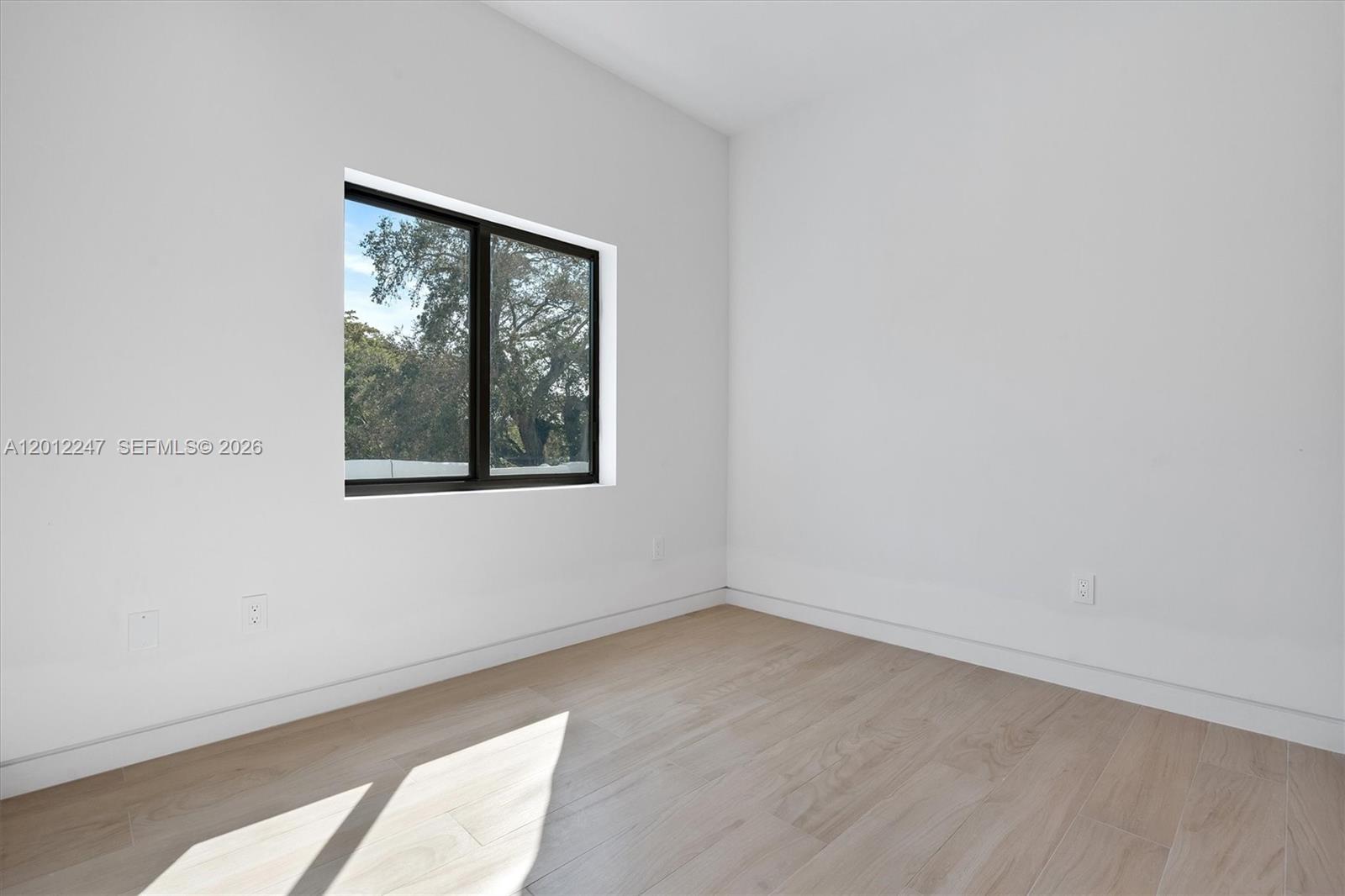 4719 N Miami Ave Unit: 2