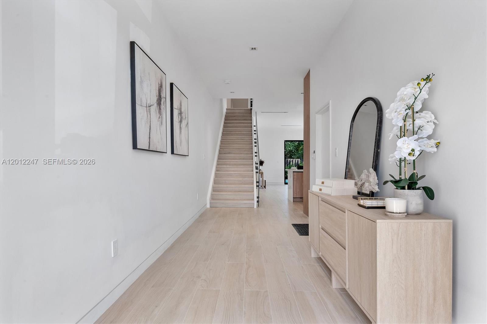 4719 N Miami Ave Unit: 2