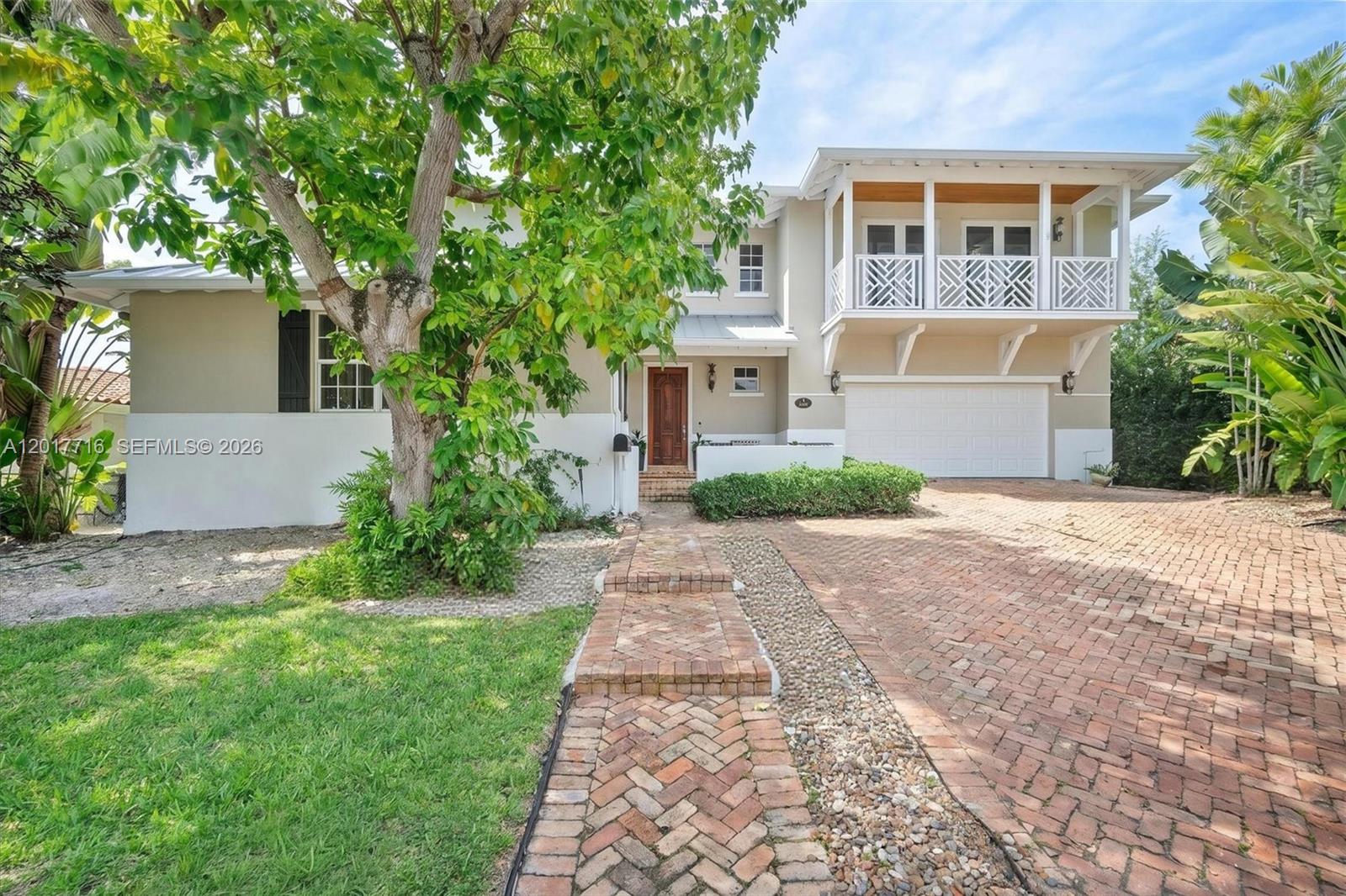 2310 Bayview Ln