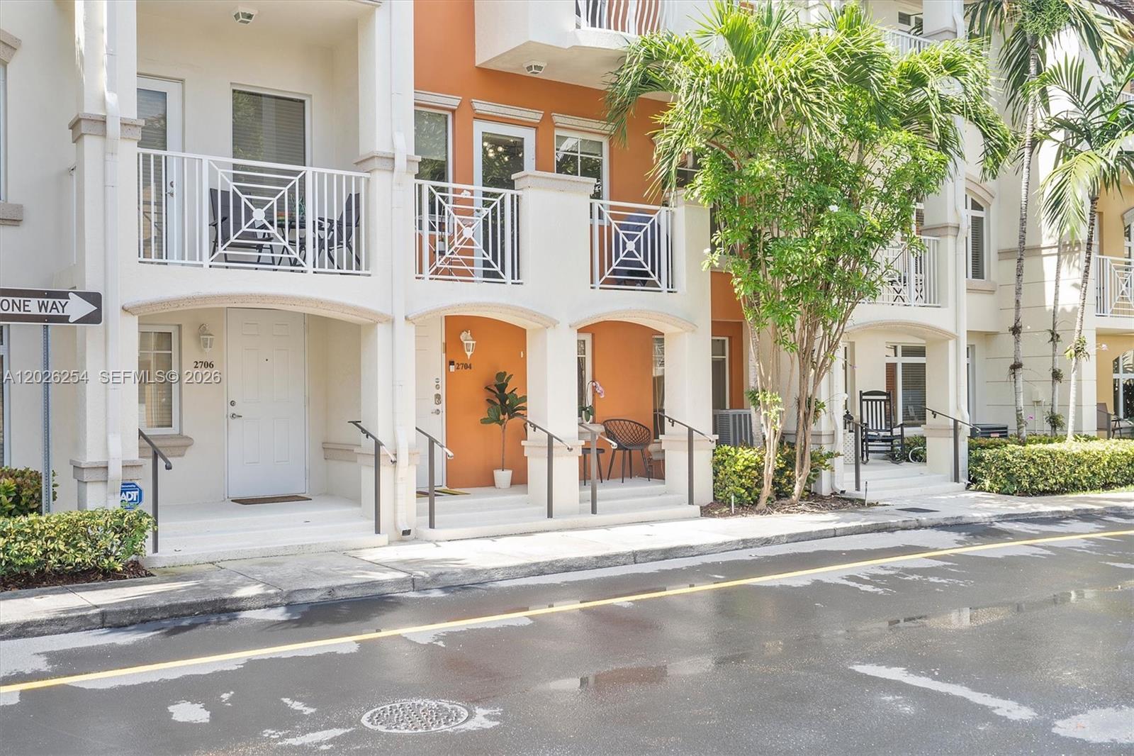 2704 NE 184th Ter