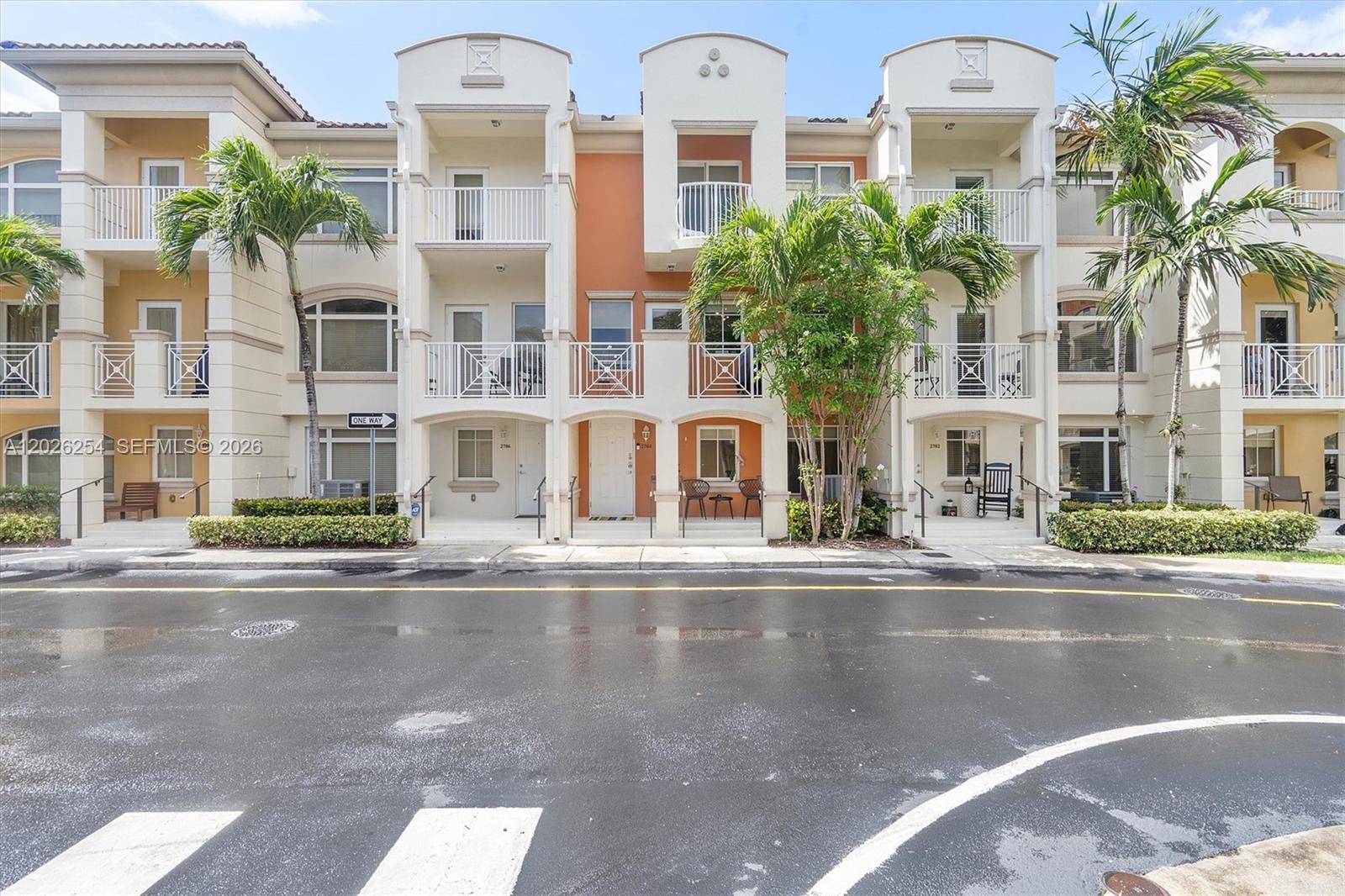 2704 NE 184th Ter