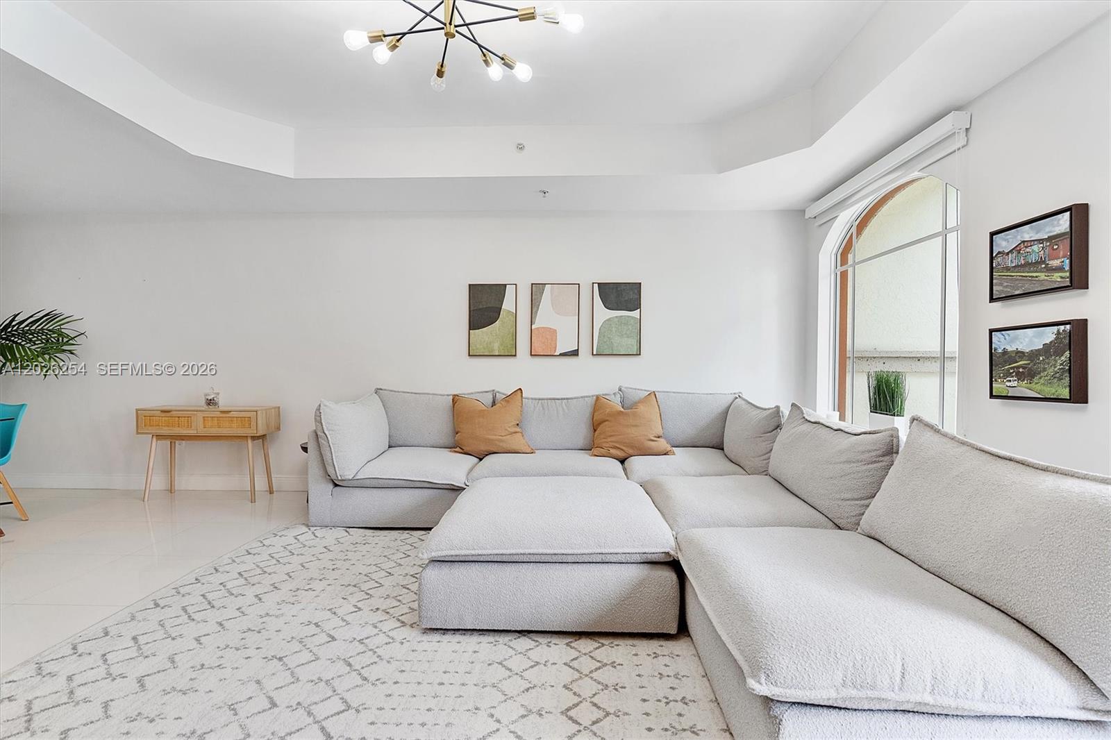 2704 NE 184th Ter