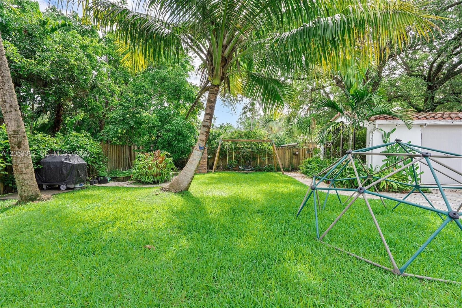 275 NE 94th St
