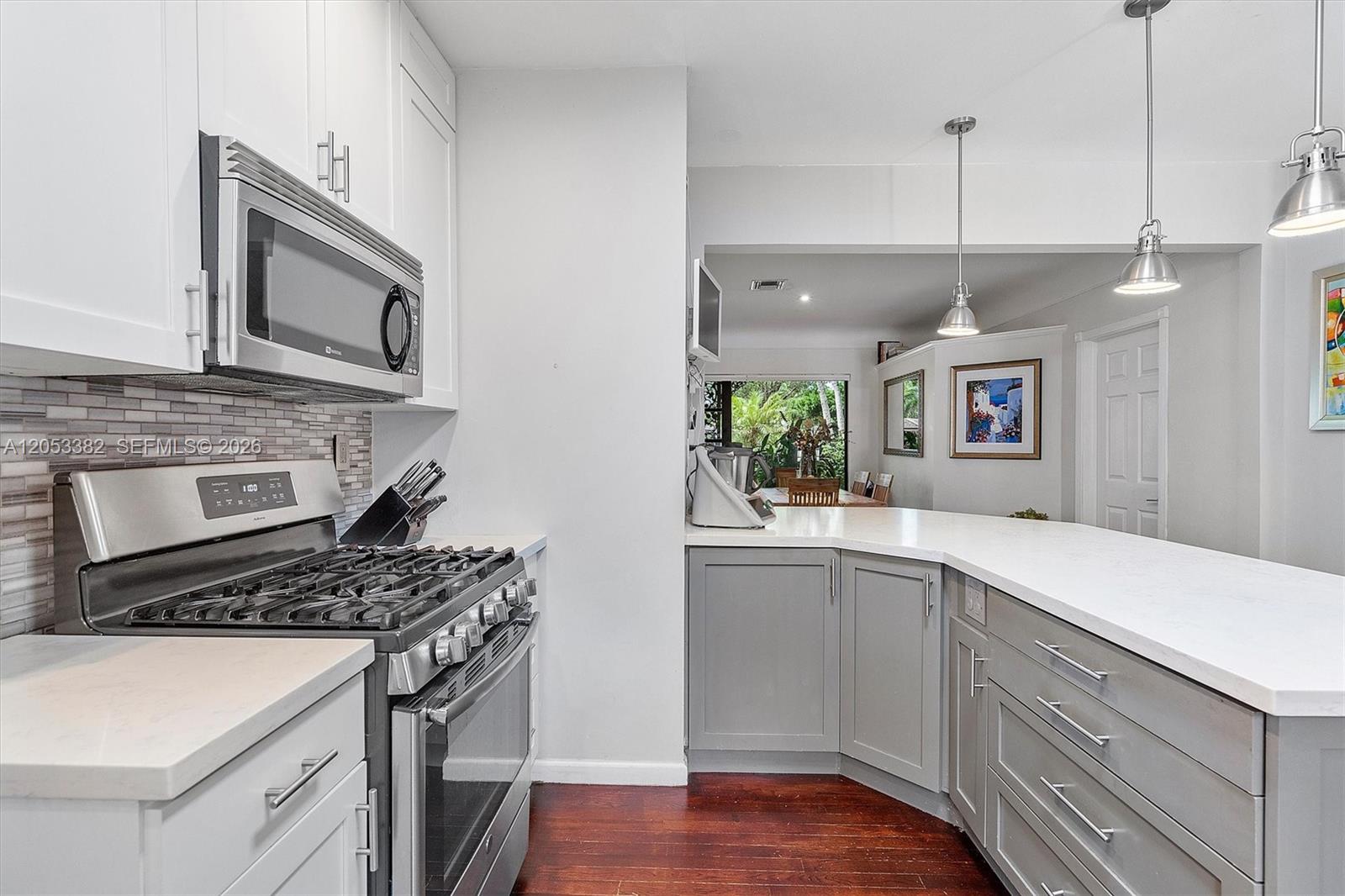 275 NE 94th St