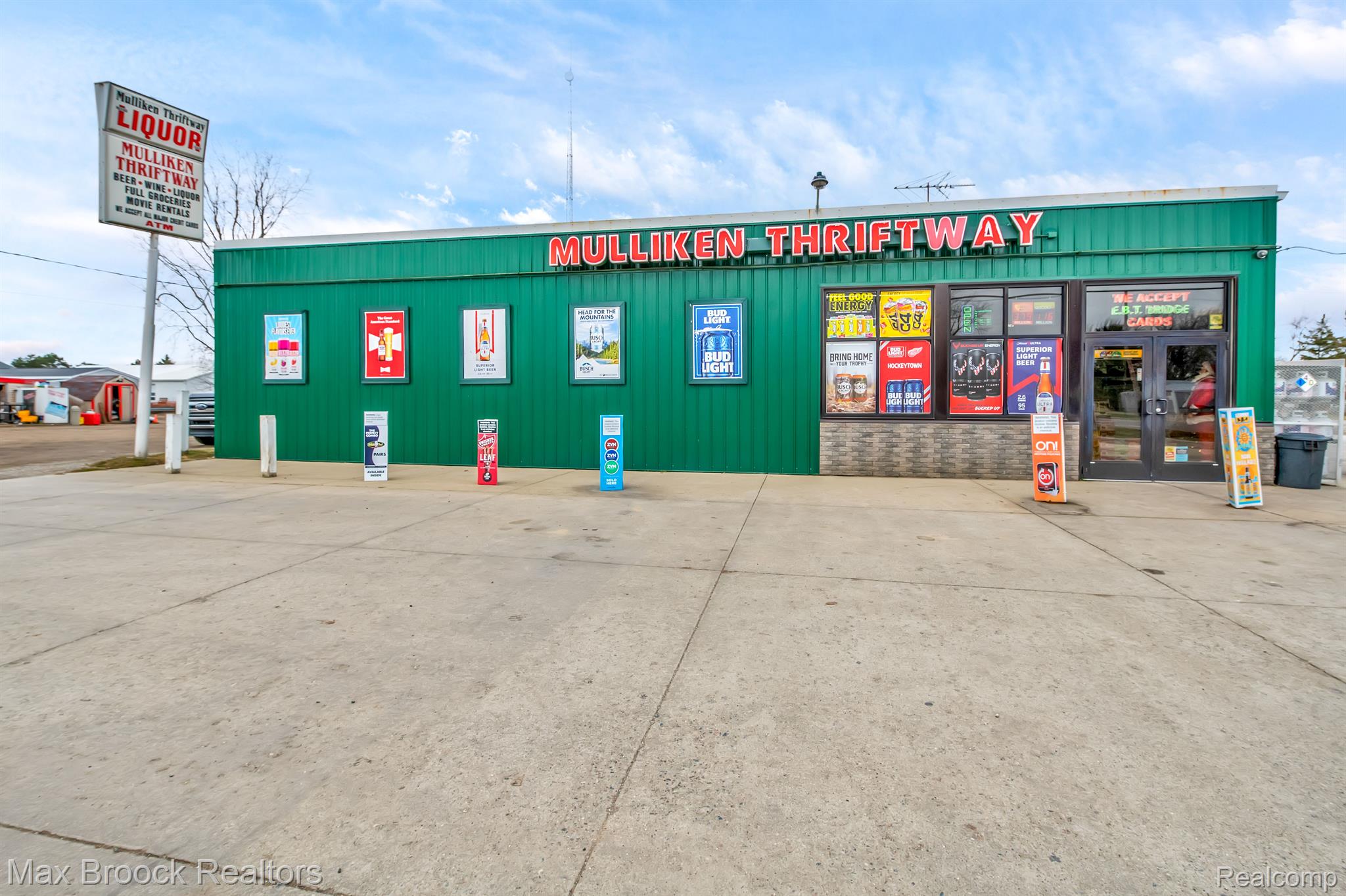 95 W GRAND LEDGE Highway