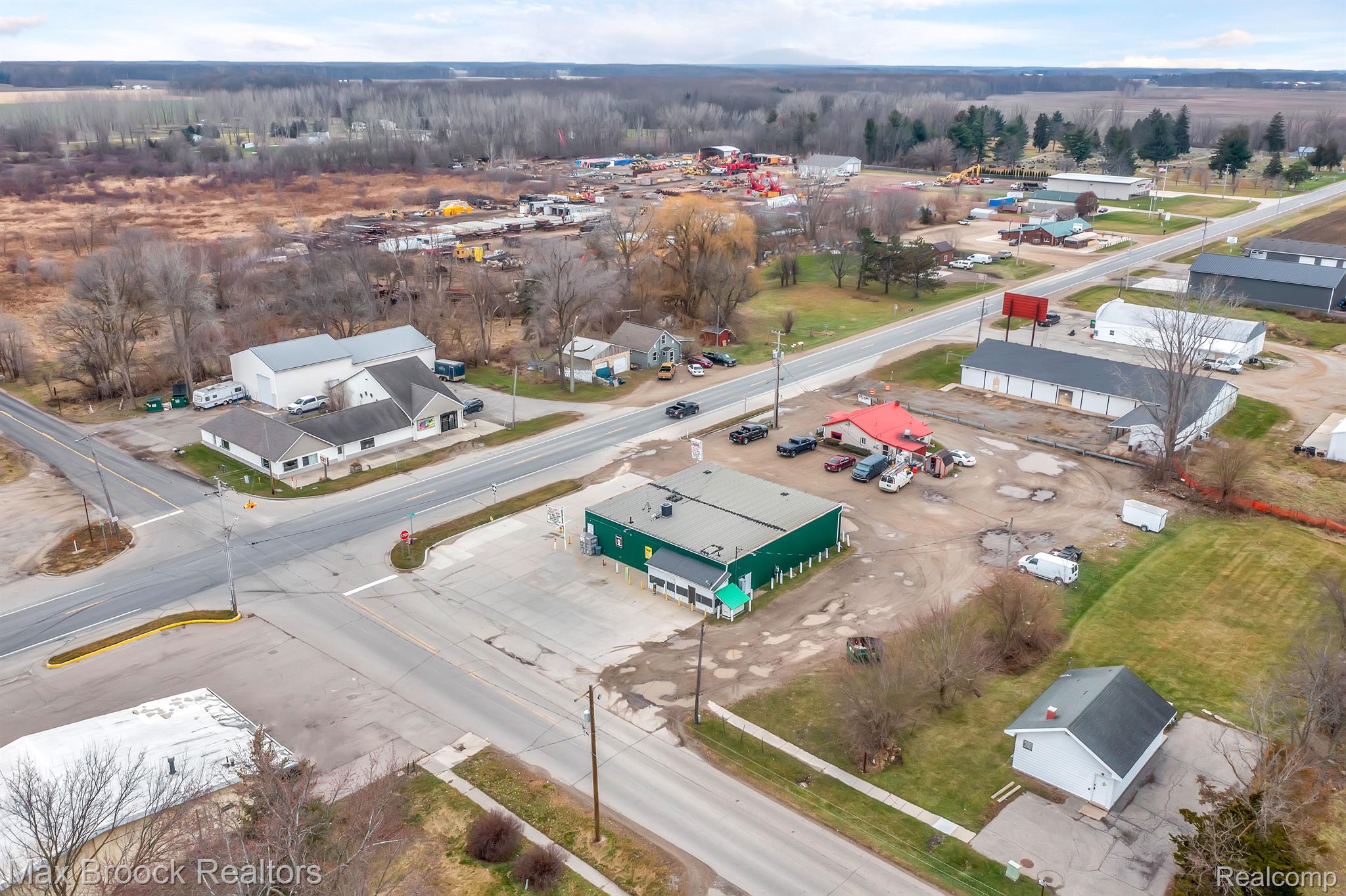 95 W GRAND LEDGE Highway