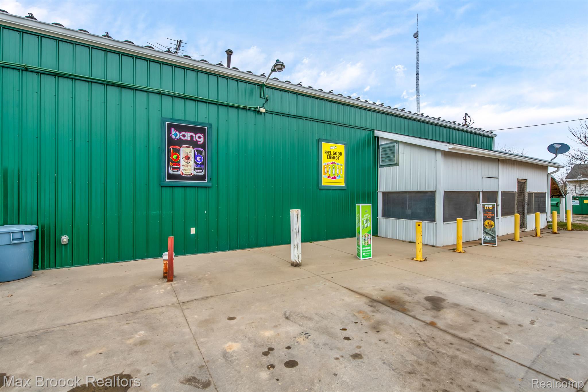 95 W GRAND LEDGE Highway