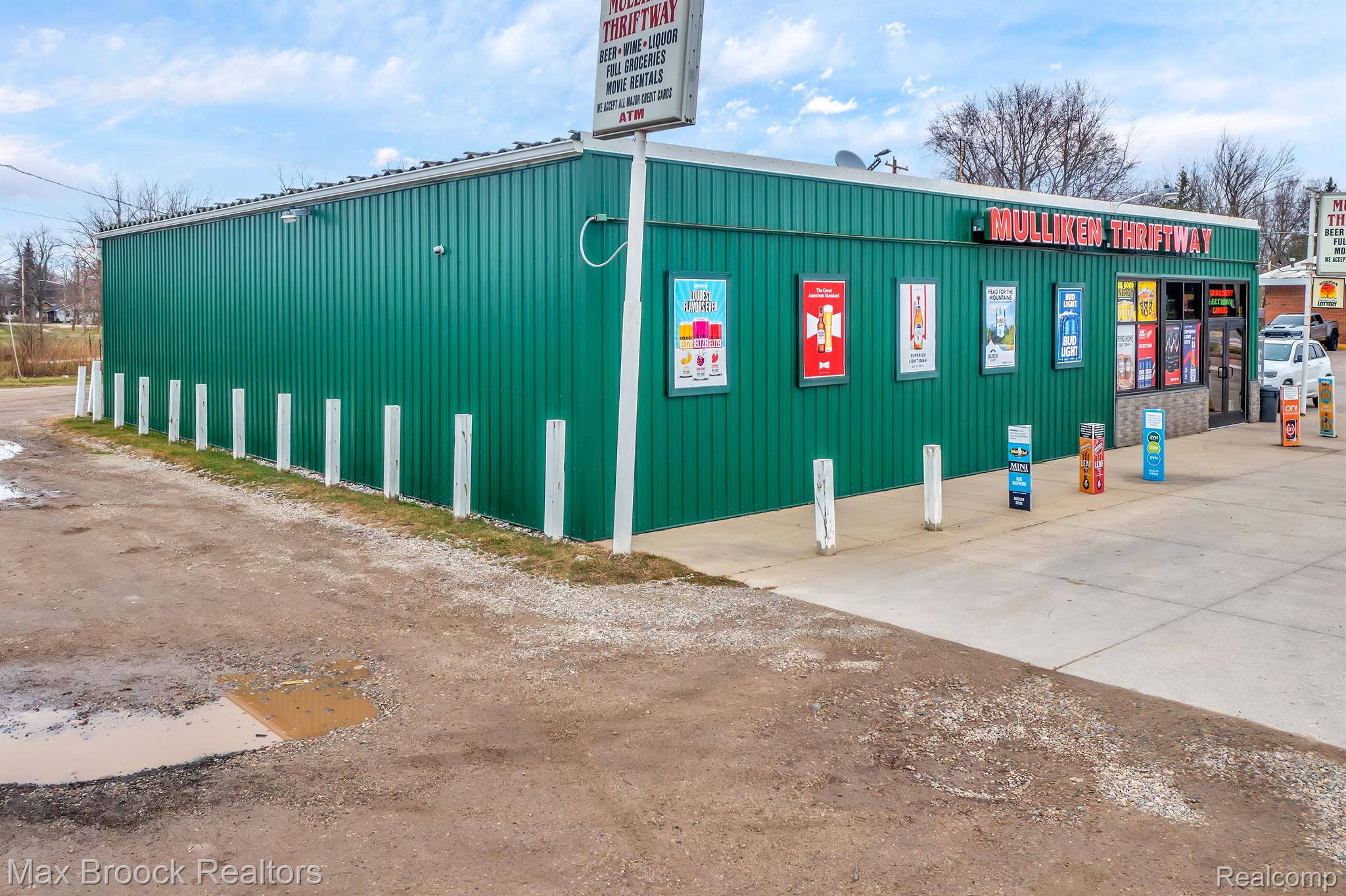 95 W GRAND LEDGE Highway