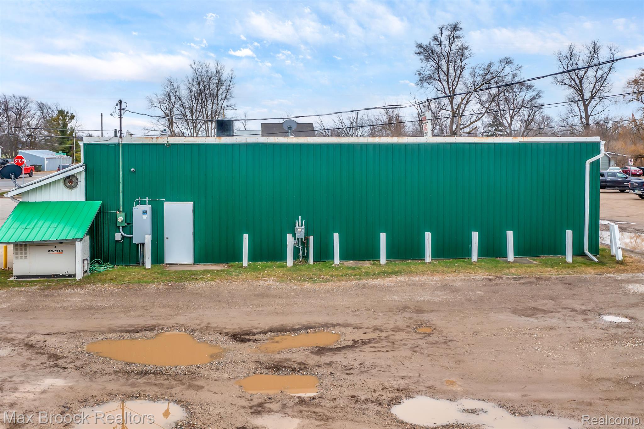 95 W GRAND LEDGE Highway