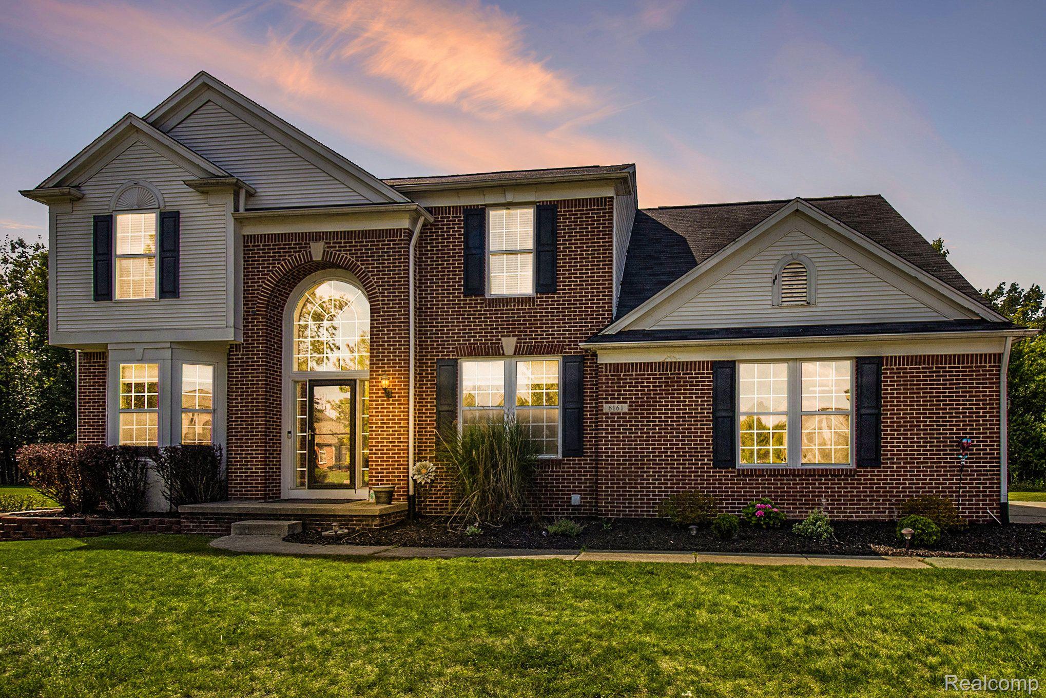 6161 CREEKSIDE Court