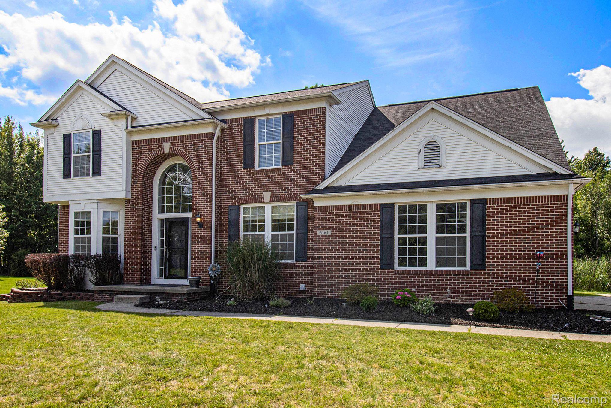 6161 CREEKSIDE Court