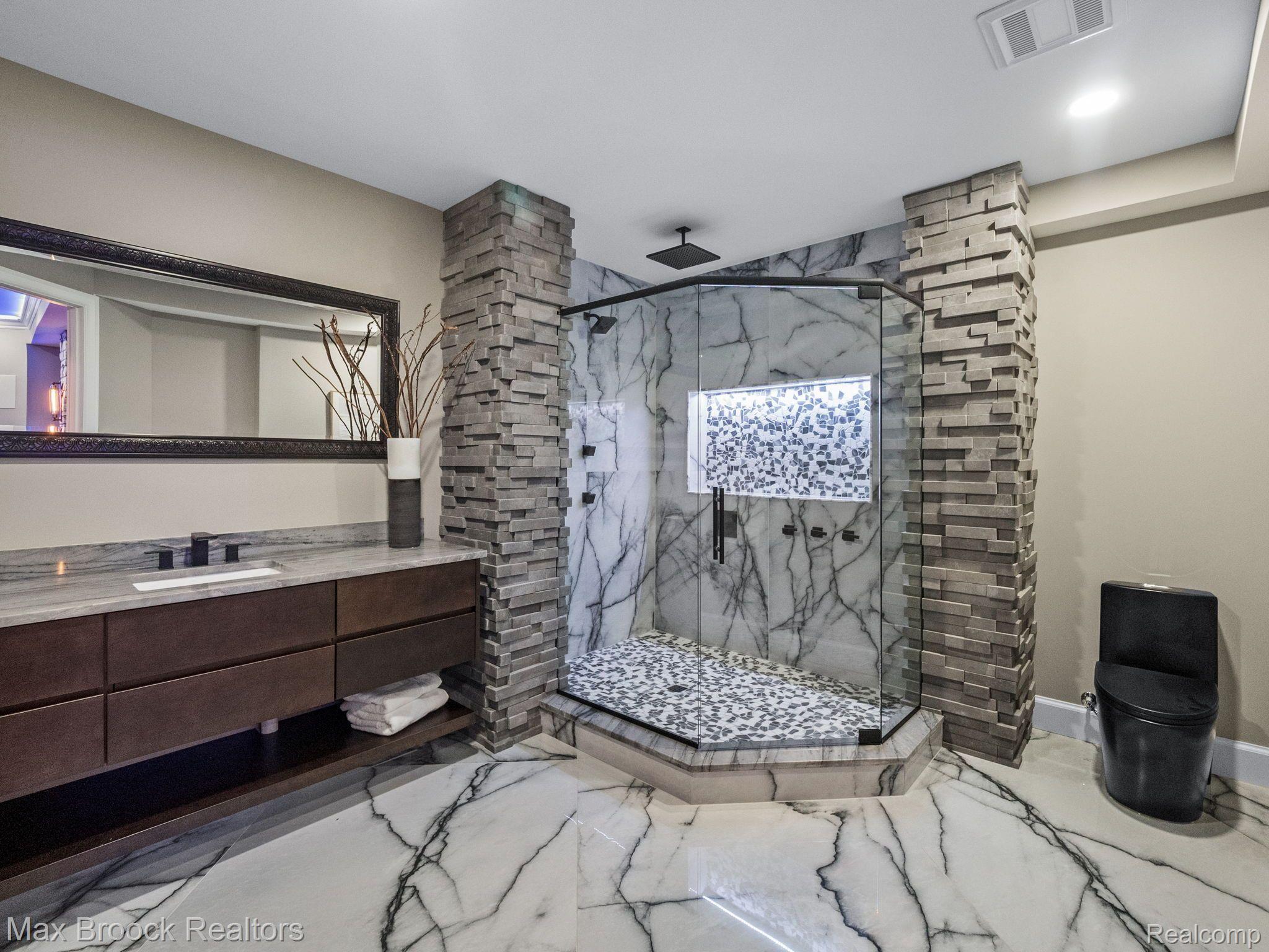 12385 BOULDER Pass