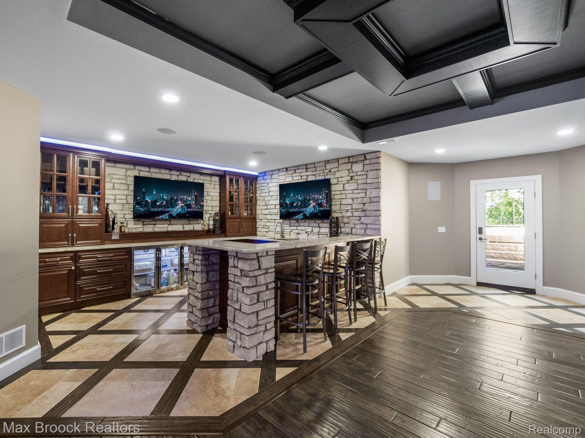 12385 BOULDER Pass
