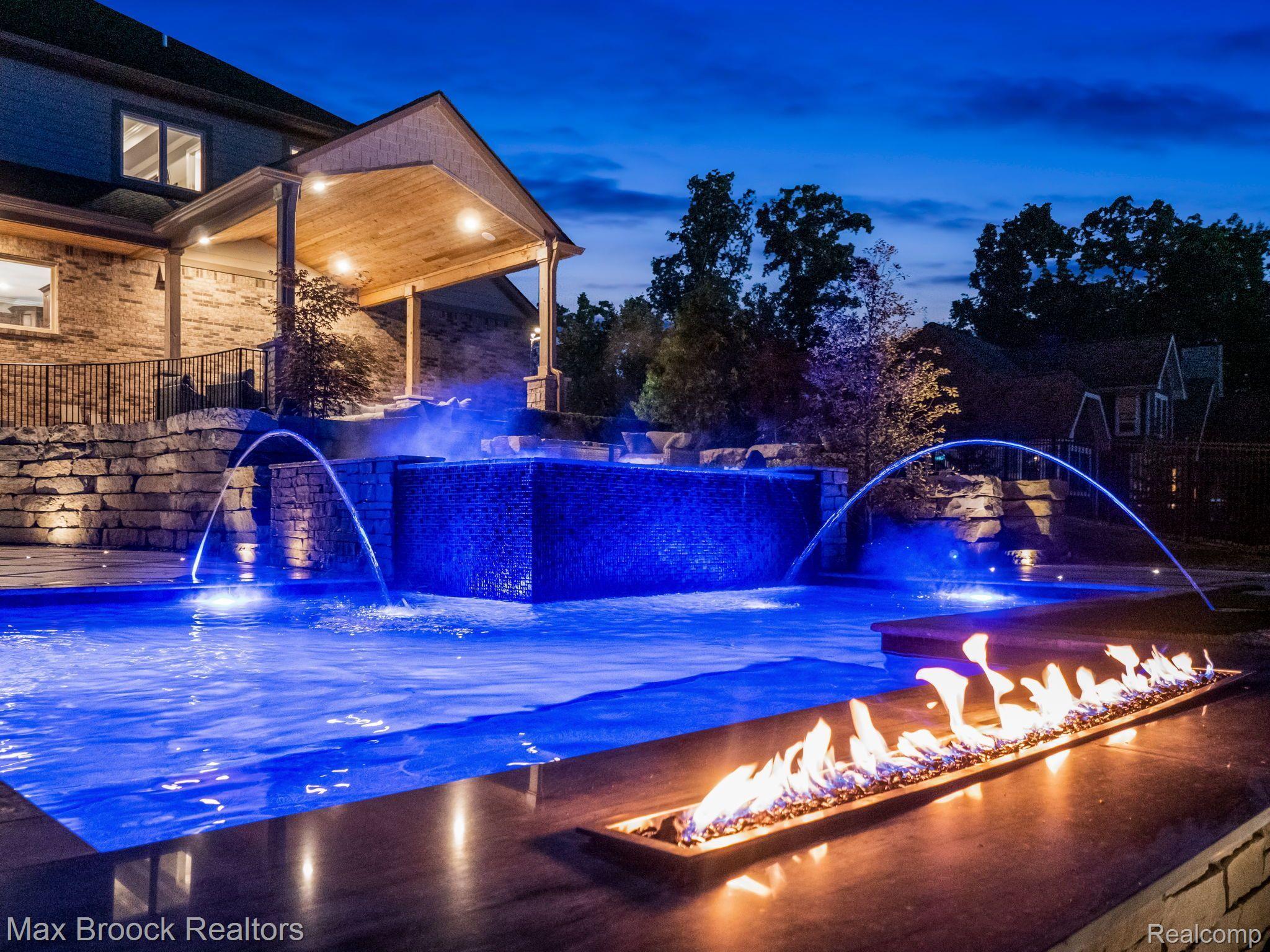 12385 BOULDER Pass