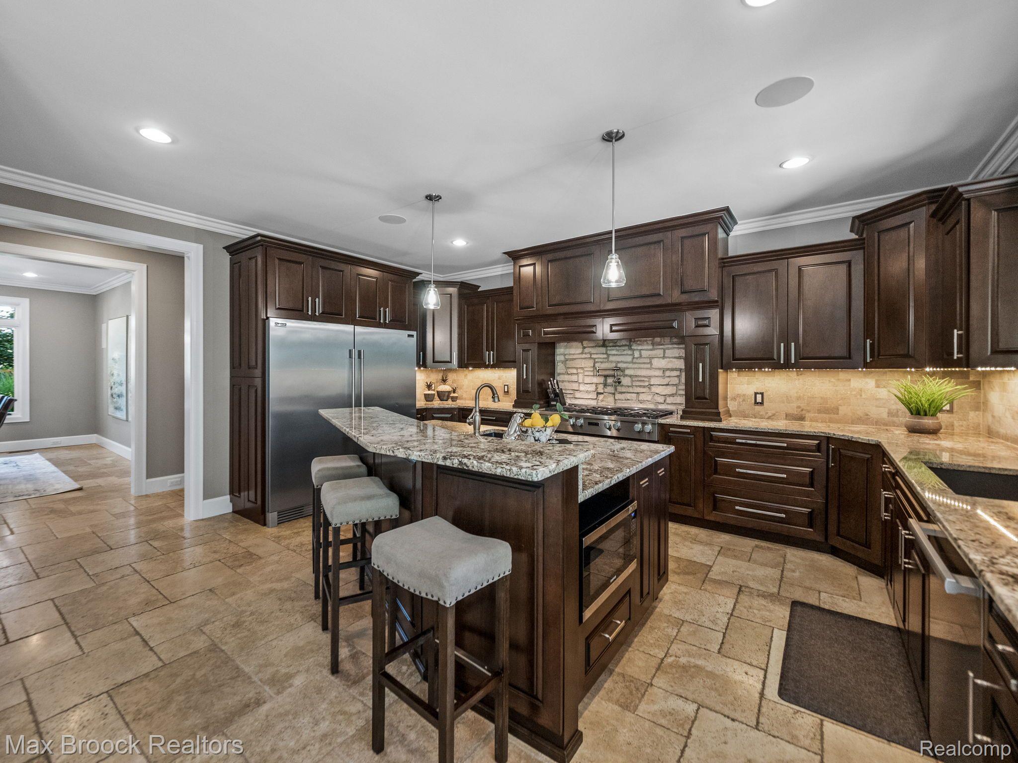 12385 BOULDER Pass