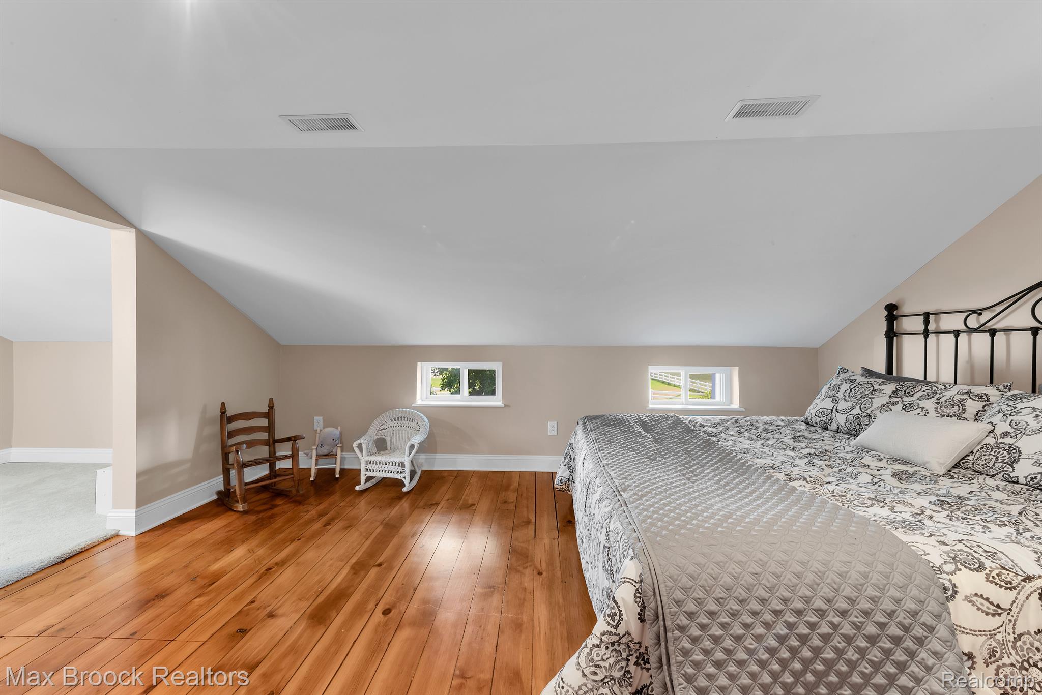 5850 OAK HILL Road
