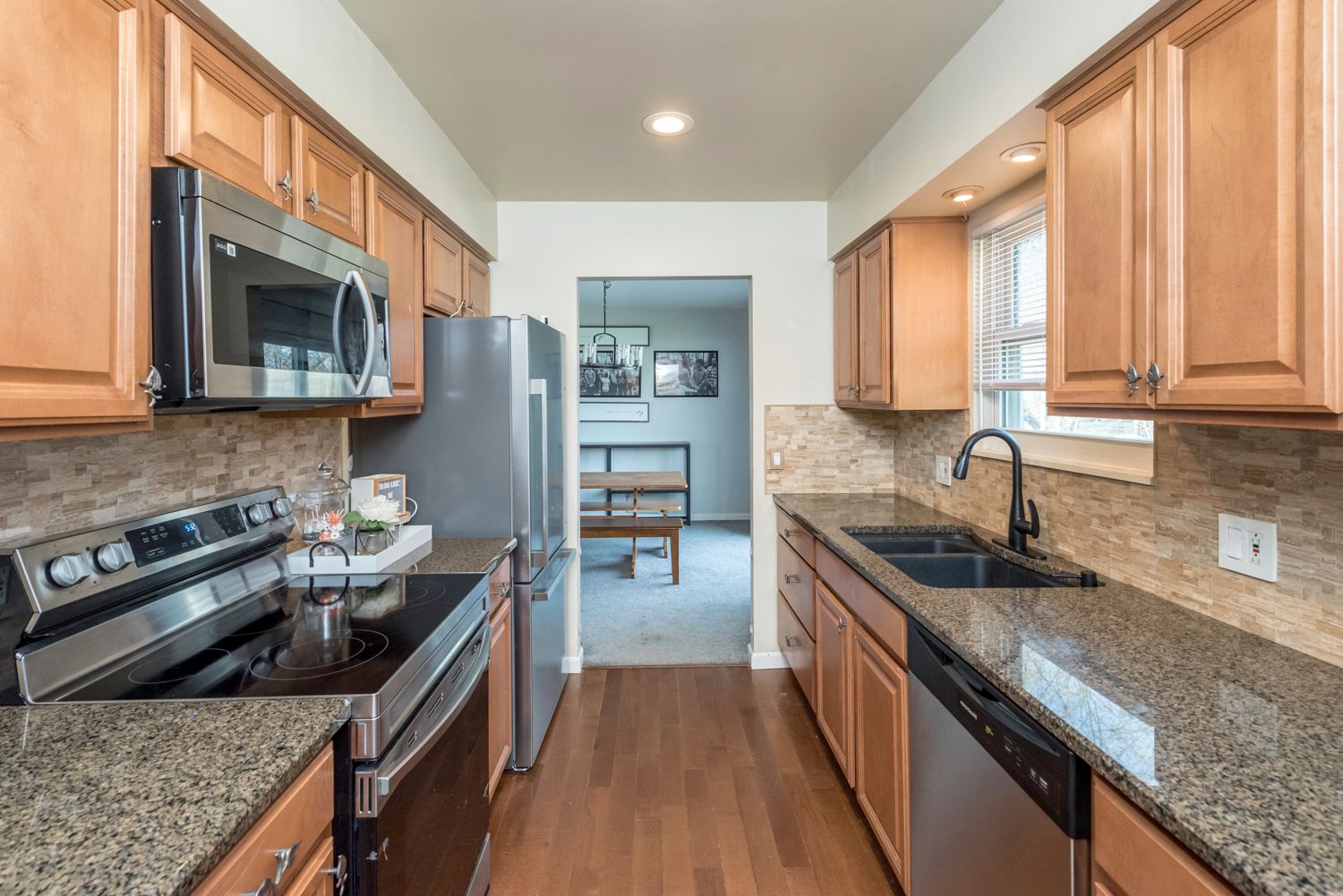 459 S 3RD Street