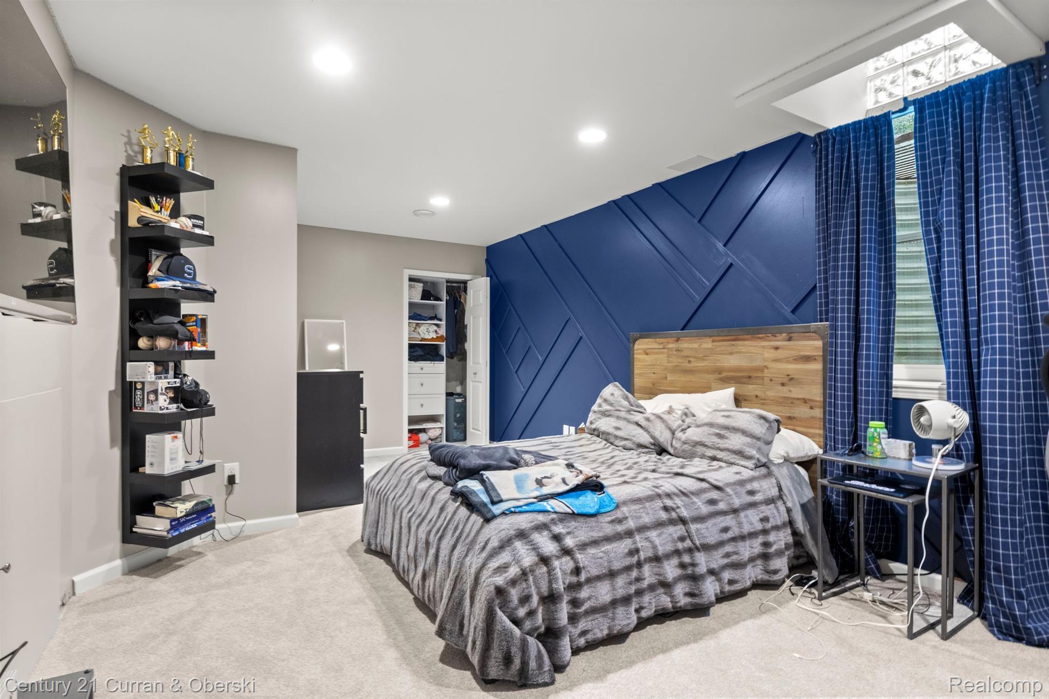49423 TAFT Lane