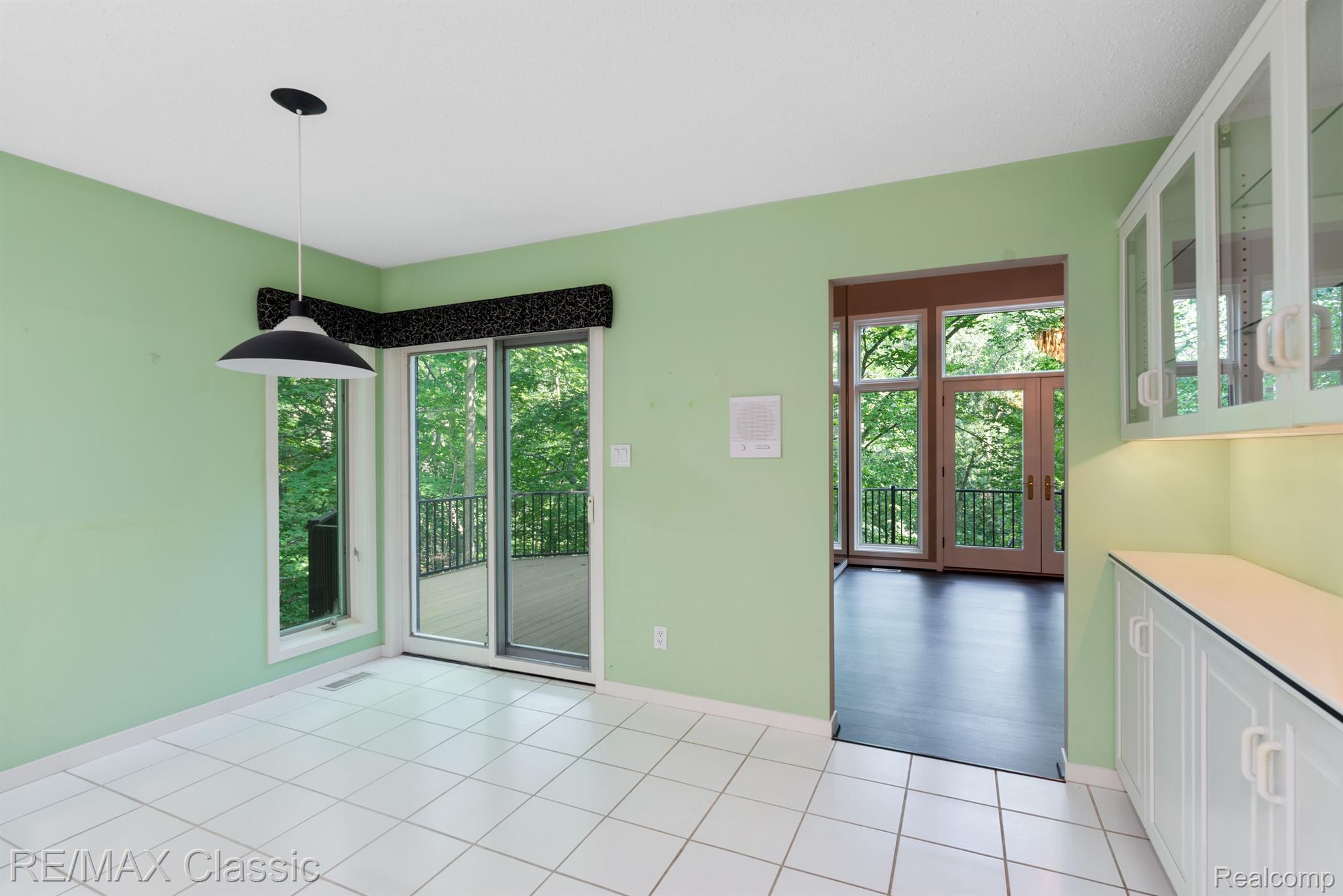 26990 HAMPSTEAD Boulevard