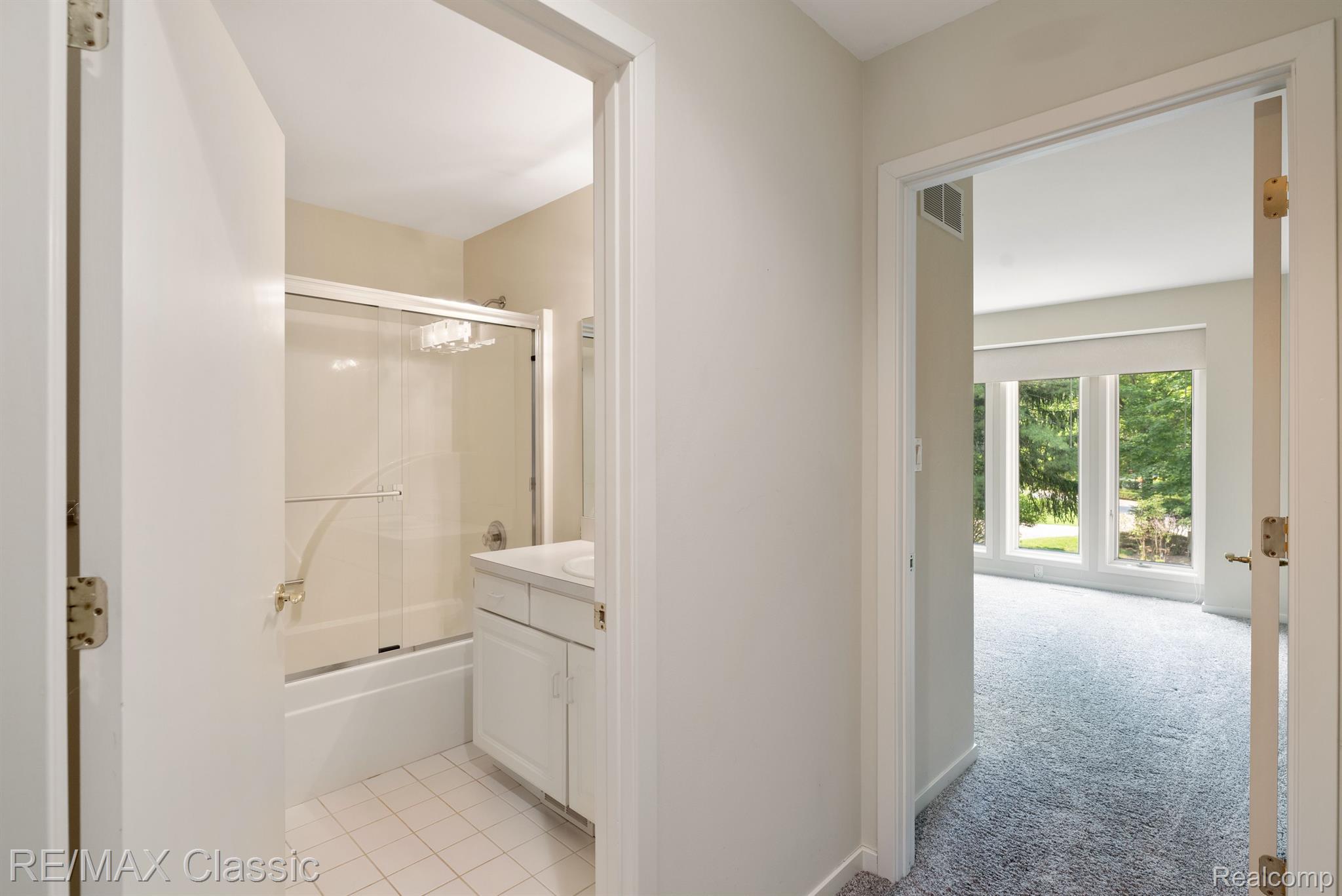 26990 HAMPSTEAD Boulevard