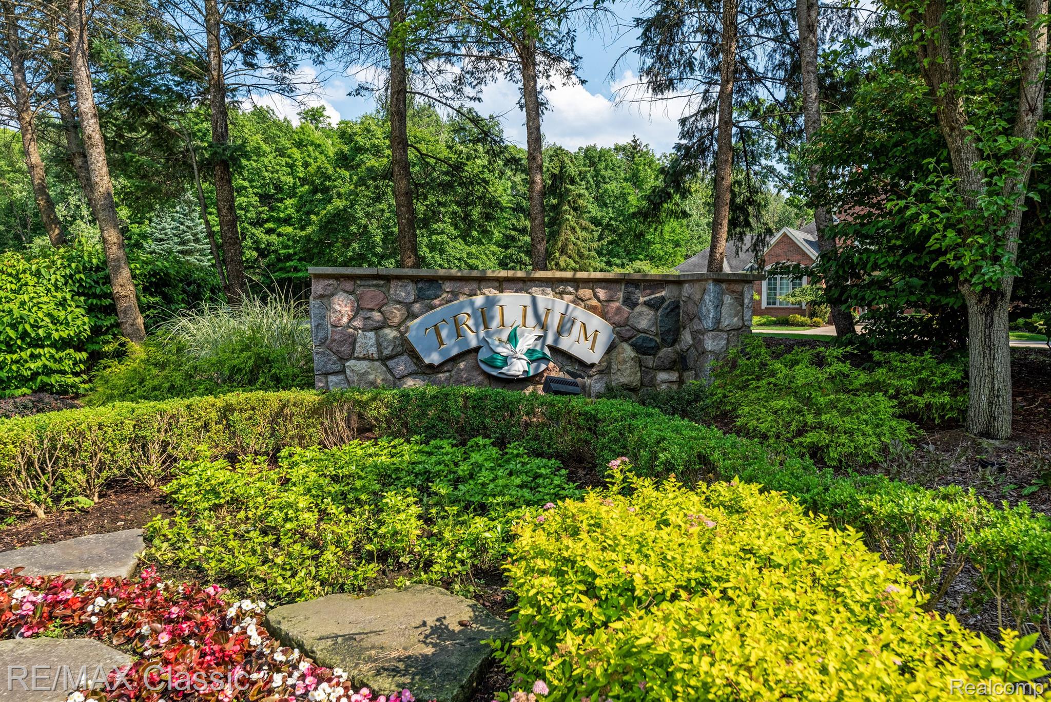 26990 HAMPSTEAD Boulevard