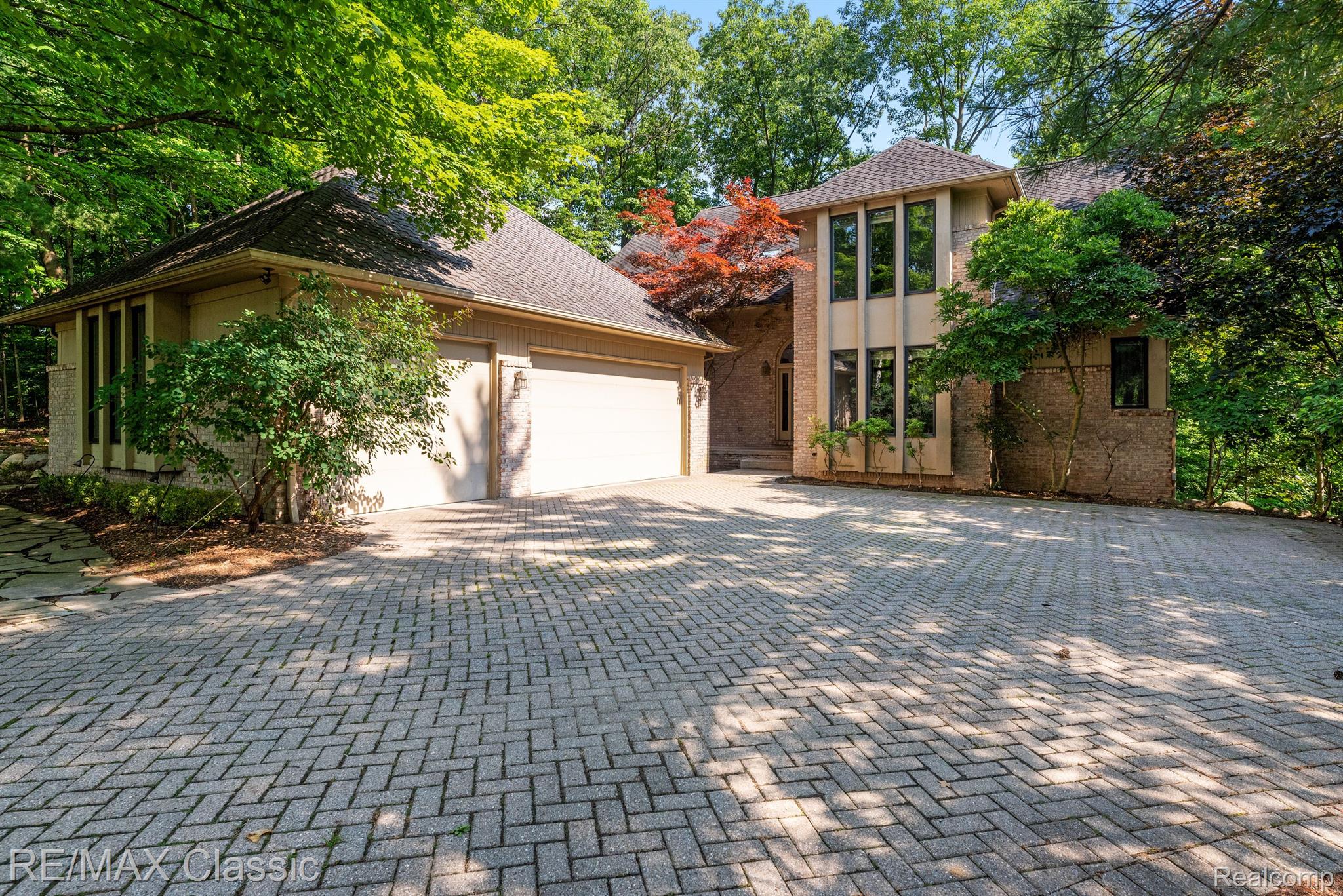 26990 HAMPSTEAD Boulevard