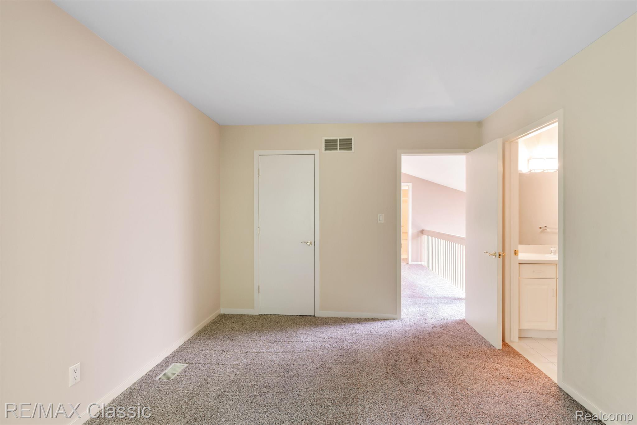 26990 HAMPSTEAD Boulevard