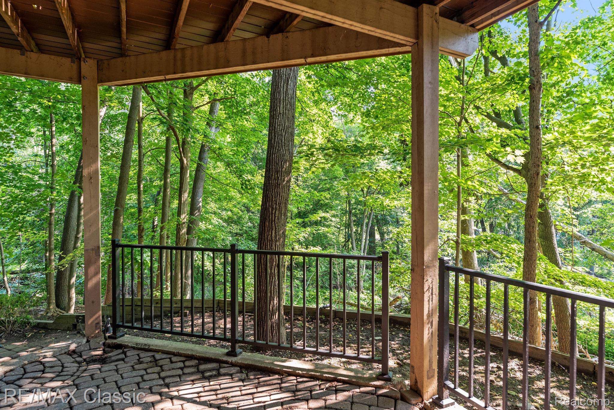 26990 HAMPSTEAD Boulevard