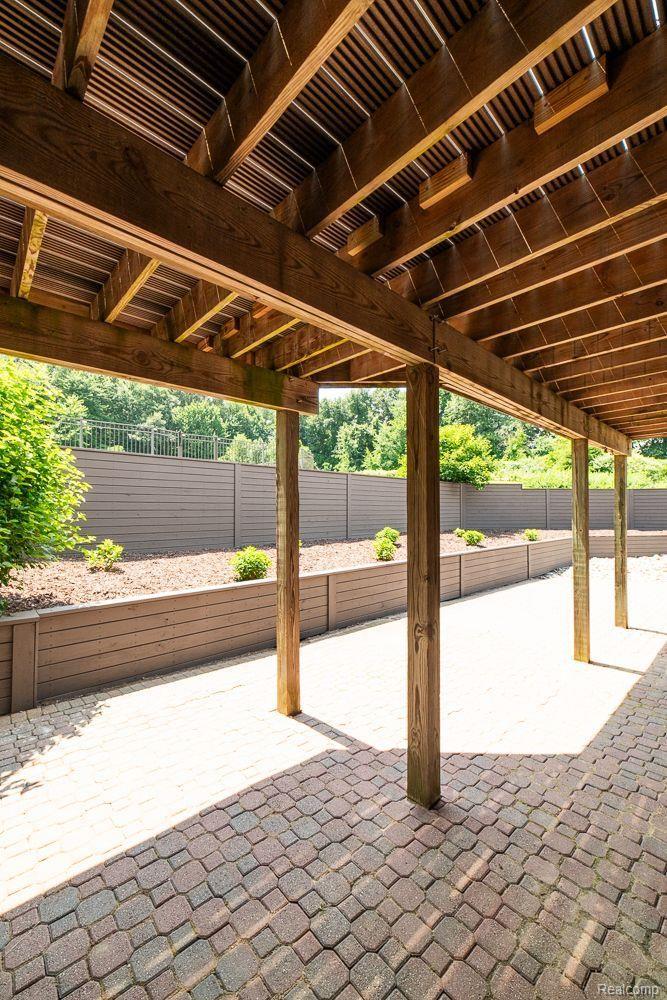 6827 STRAWBERRY Lane