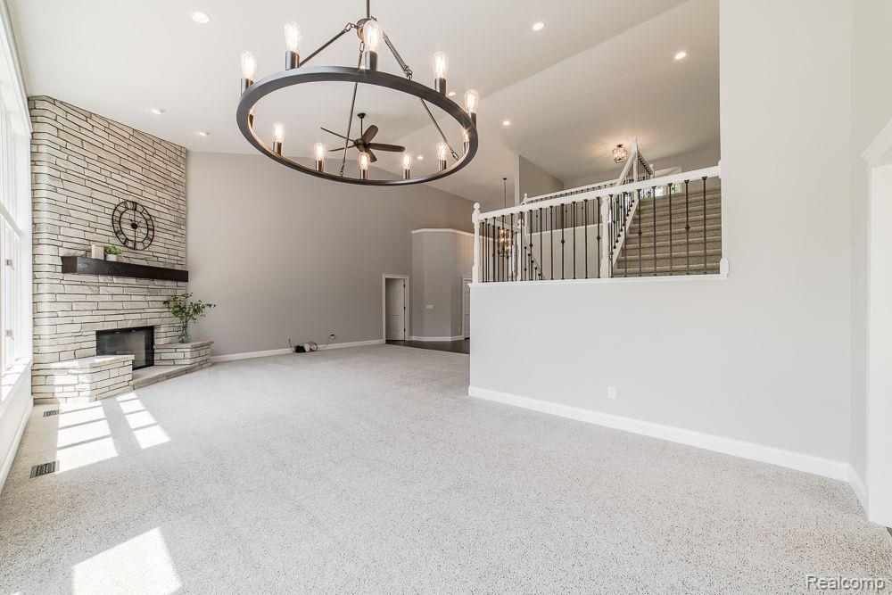 6827 STRAWBERRY Lane