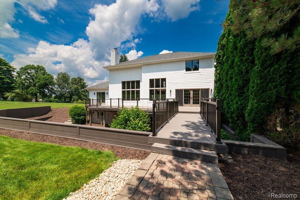 6827 STRAWBERRY Lane