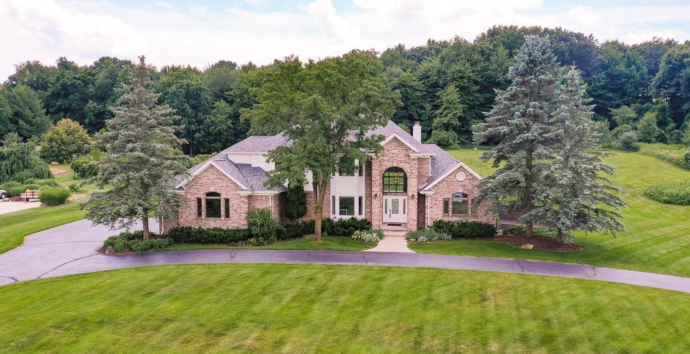 6827 STRAWBERRY Lane