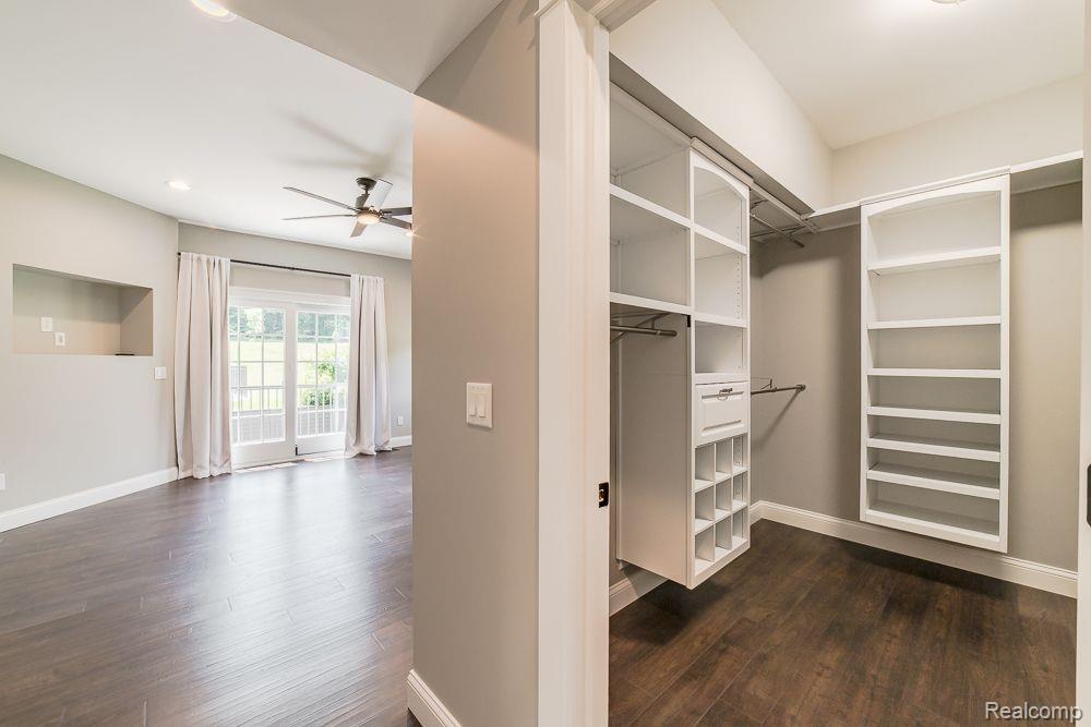 6827 STRAWBERRY Lane