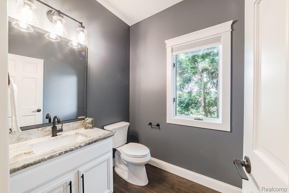 6827 STRAWBERRY Lane