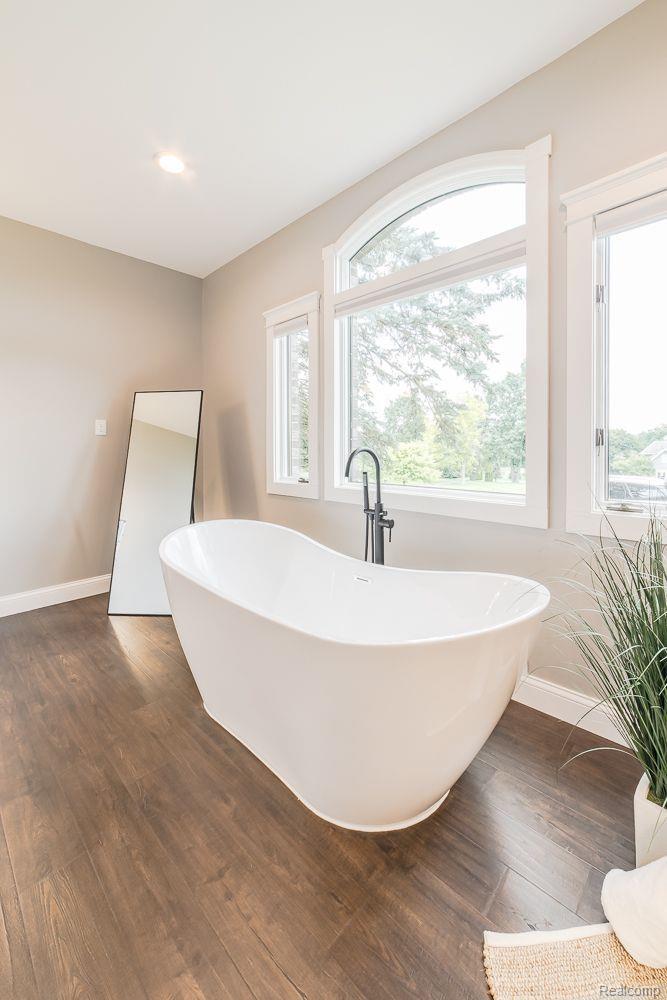 6827 STRAWBERRY Lane