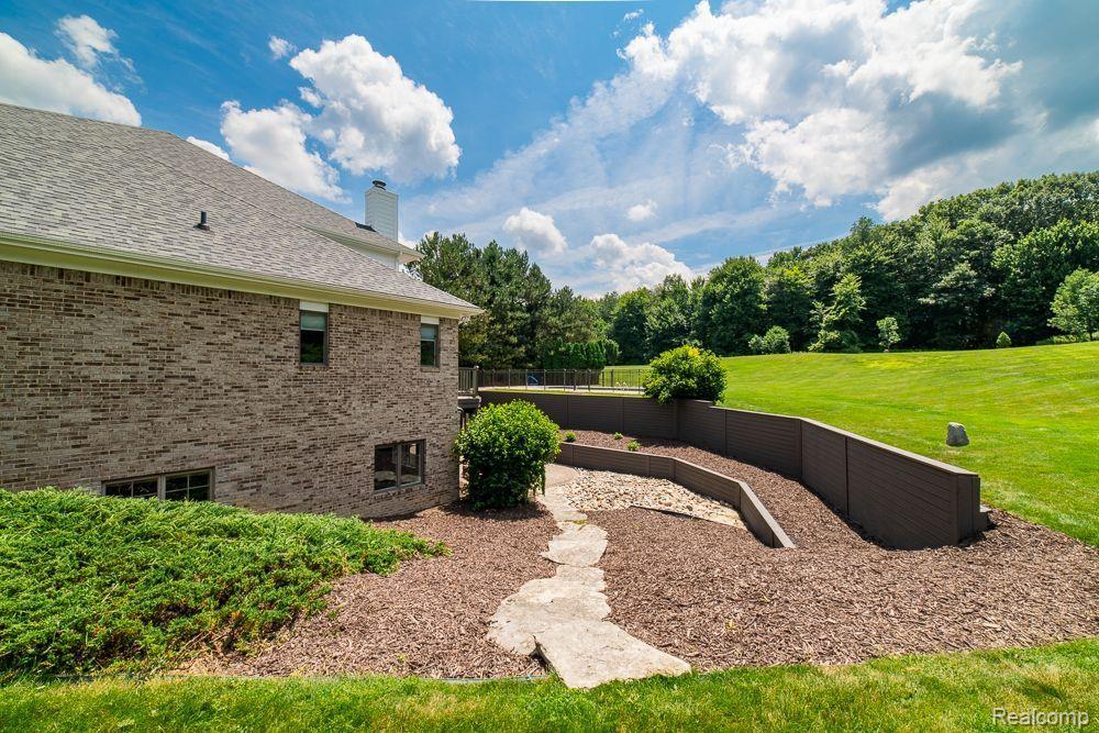 6827 STRAWBERRY Lane