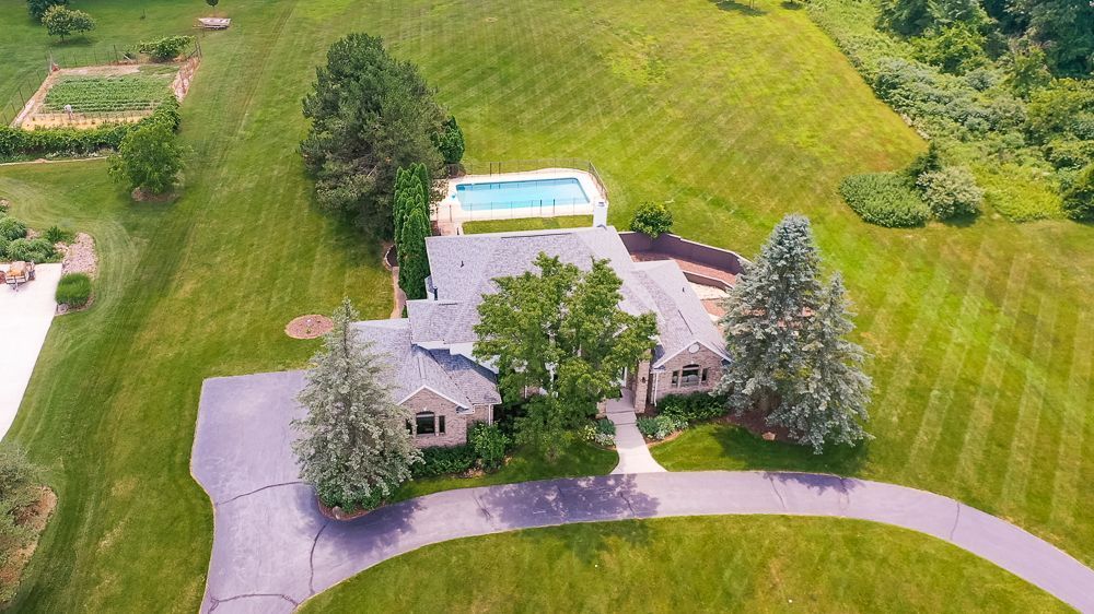 6827 STRAWBERRY Lane