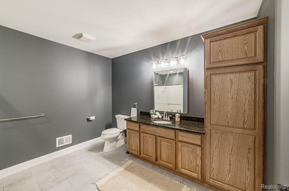 6827 STRAWBERRY Lane