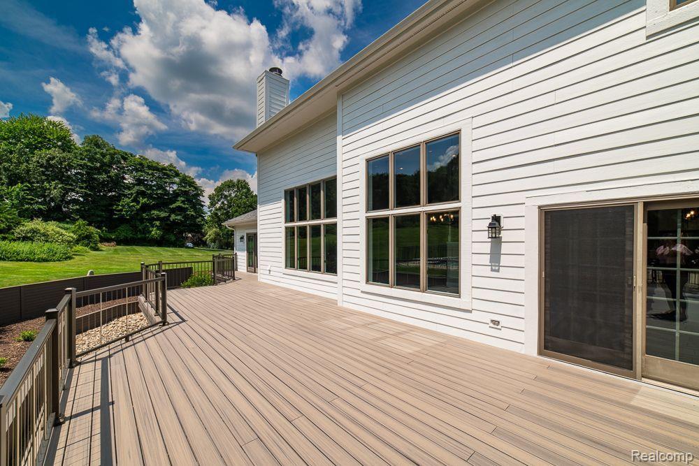 6827 STRAWBERRY Lane