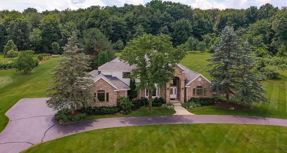 6827 STRAWBERRY Lane