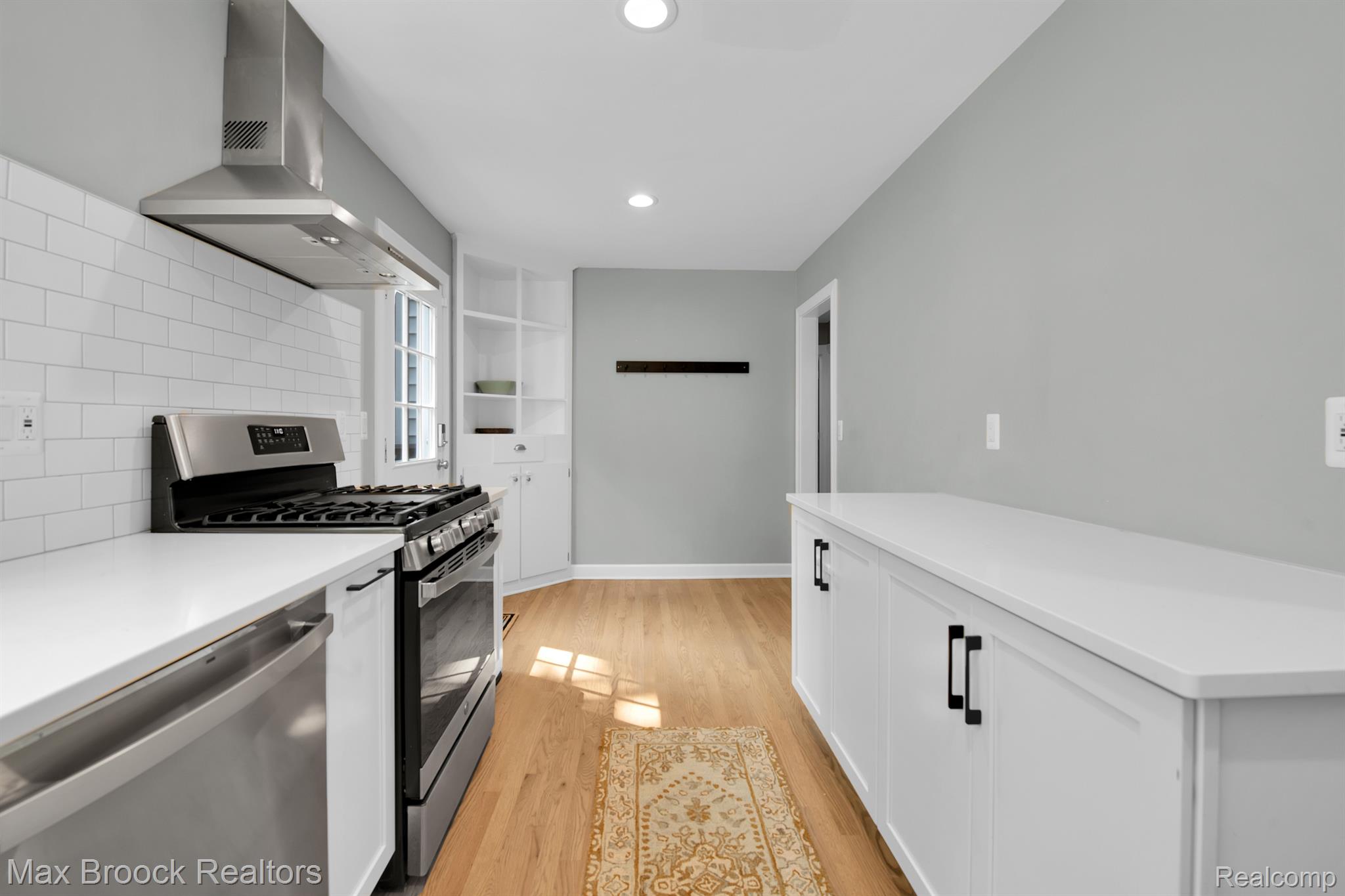 351 S ROGERS Street