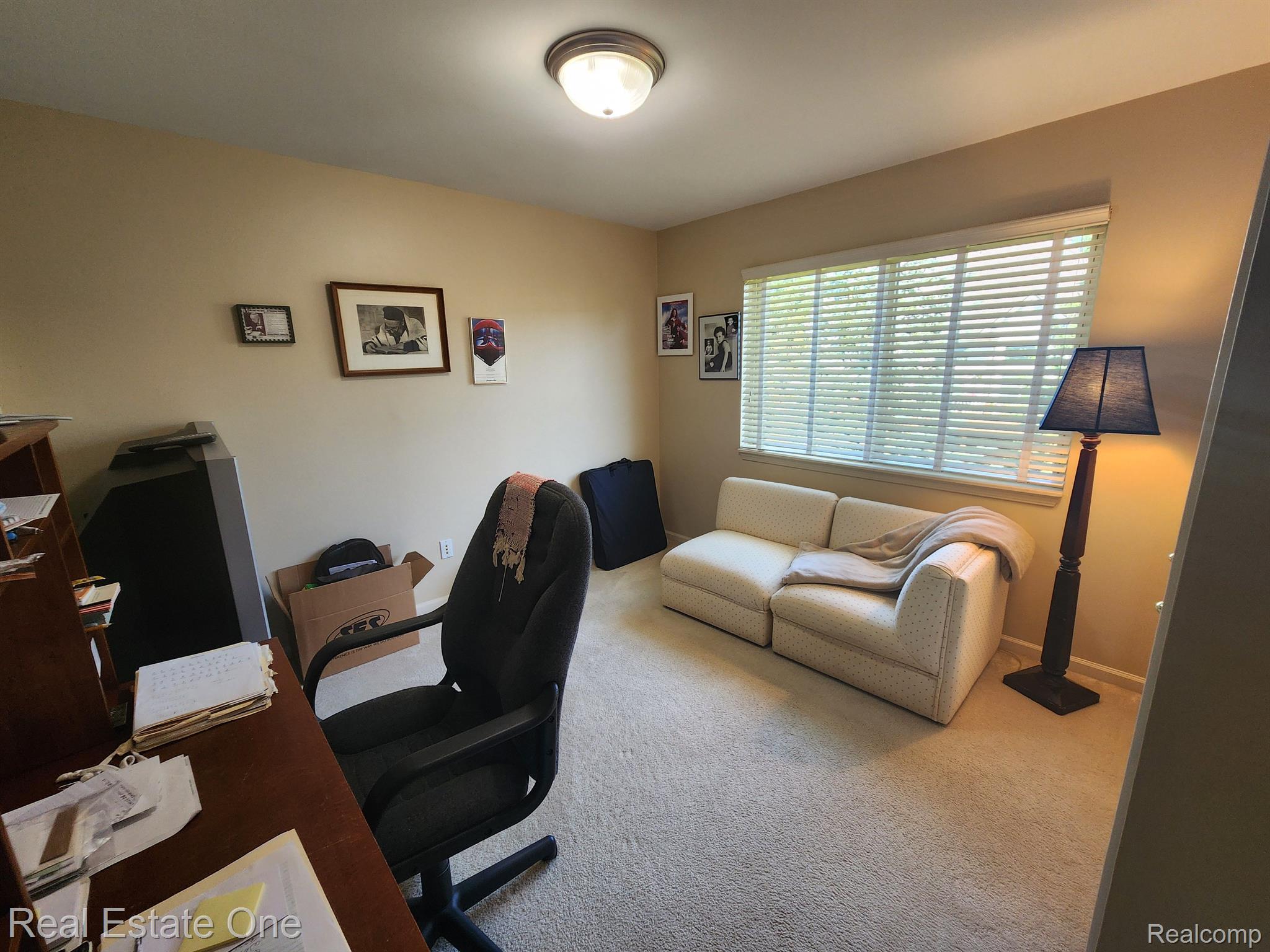 3402 HARBOURS Boulevard 52