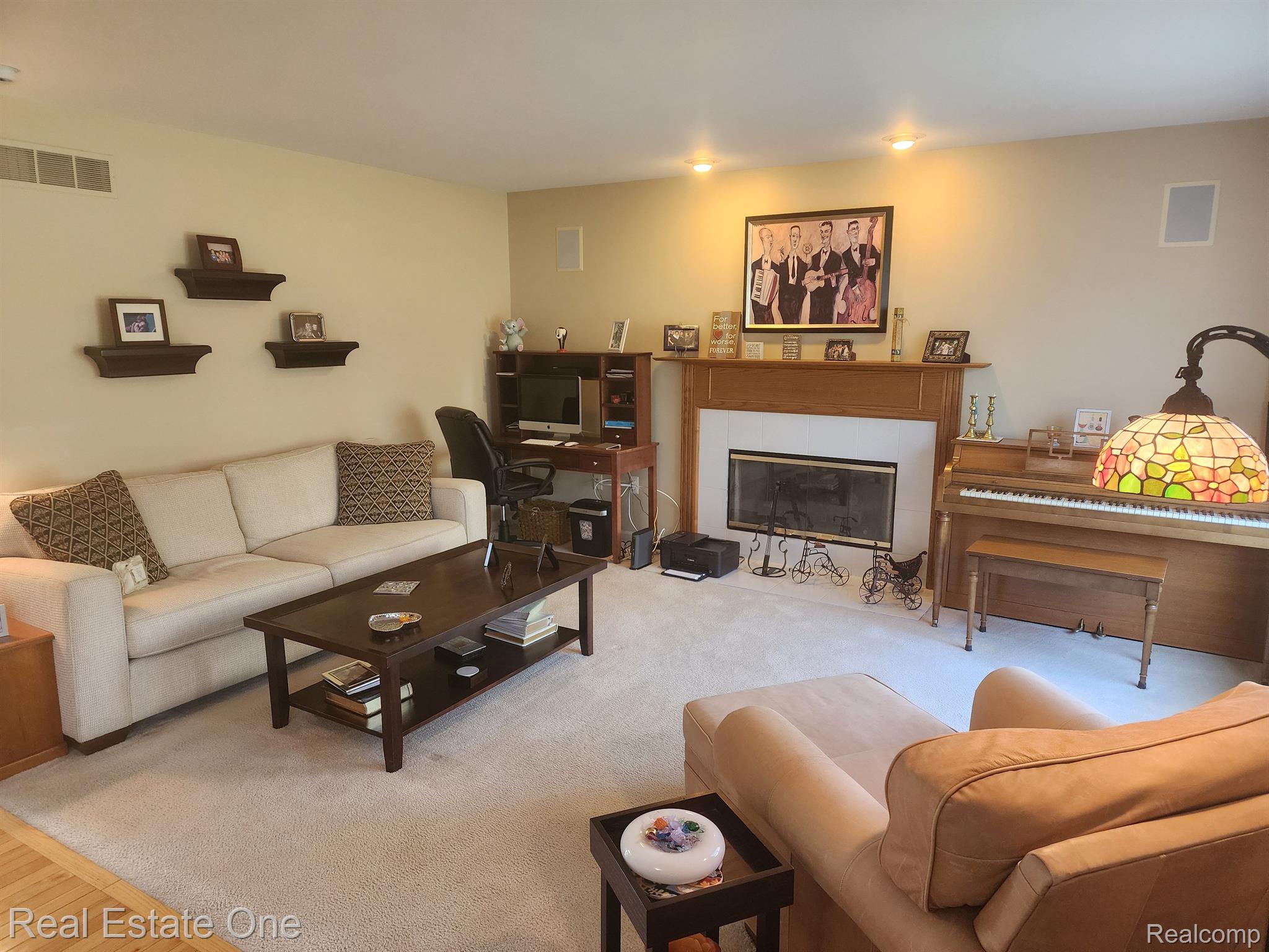 3402 HARBOURS Boulevard 52